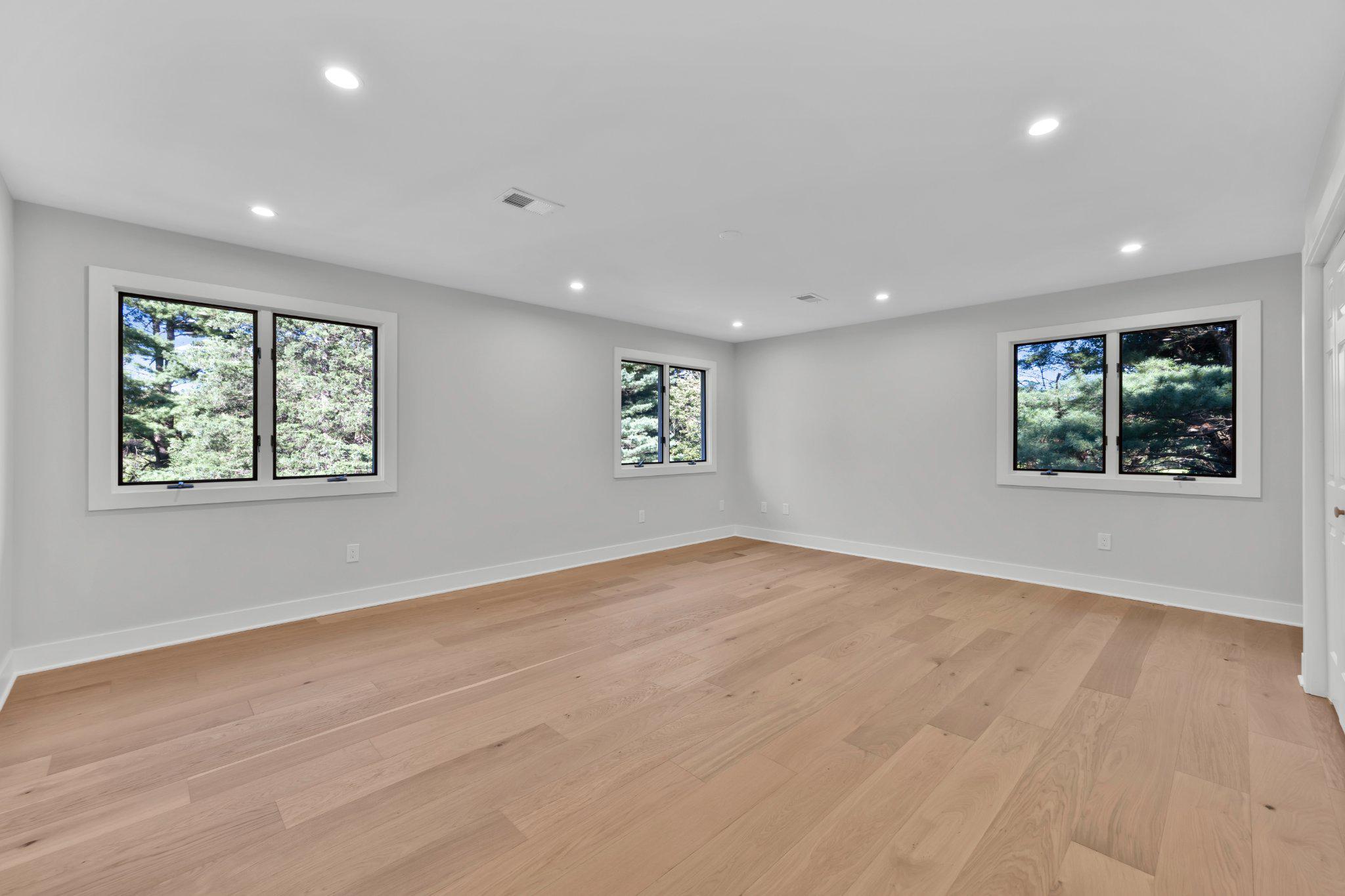 BURNHAM HILLS - Residential