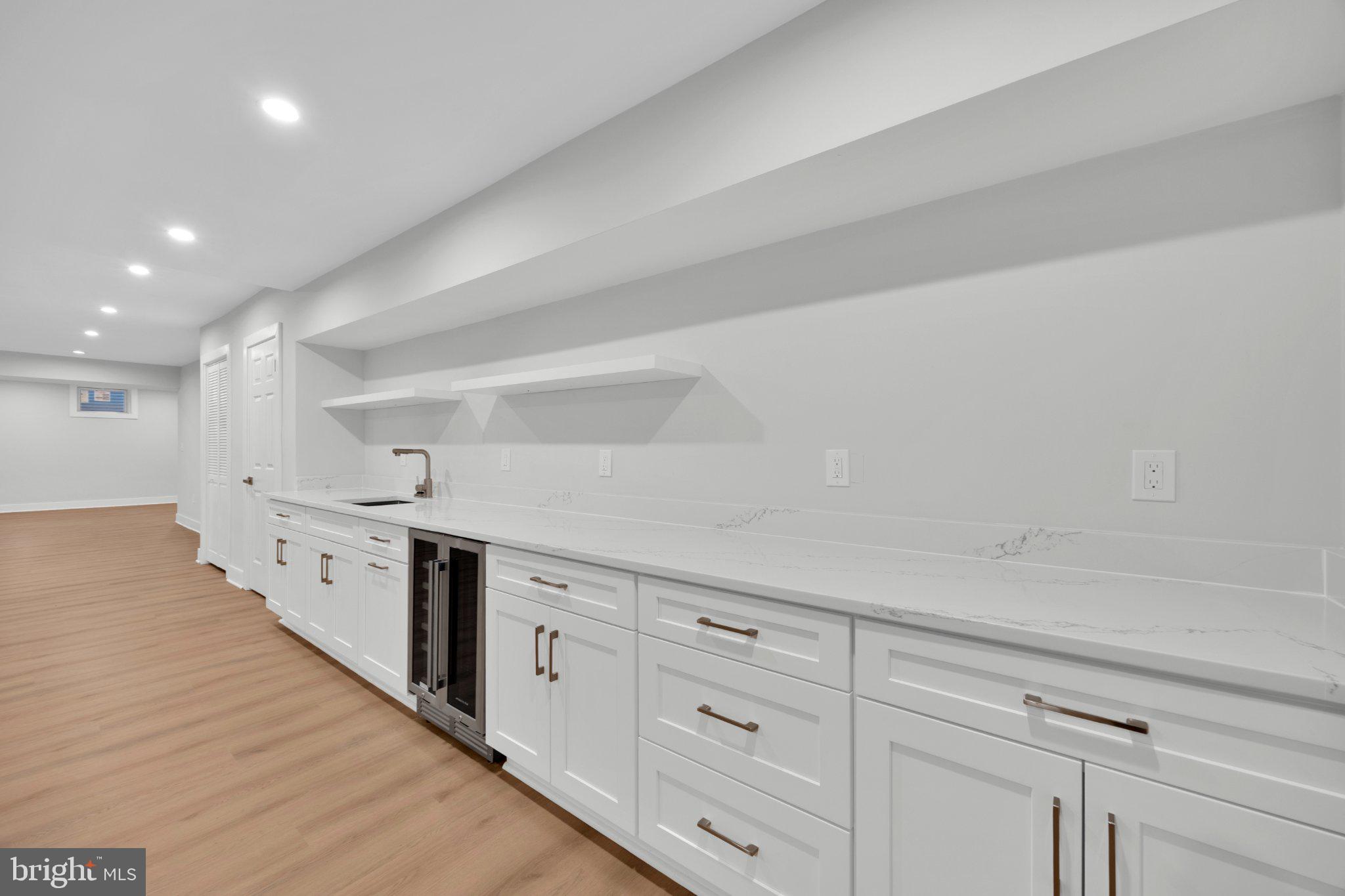 BURNHAM HILLS - Residential