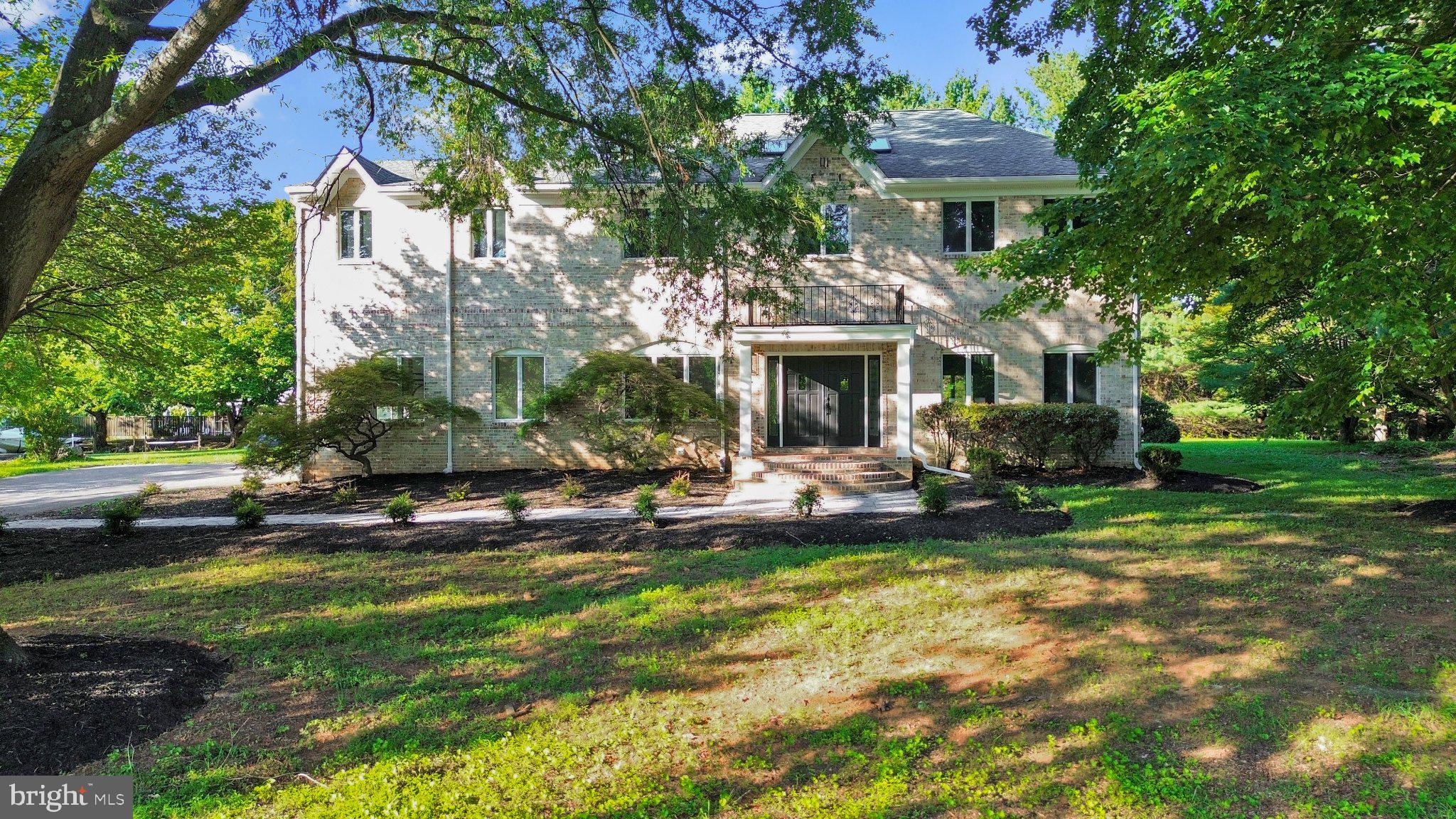 BURNHAM HILLS - Residential