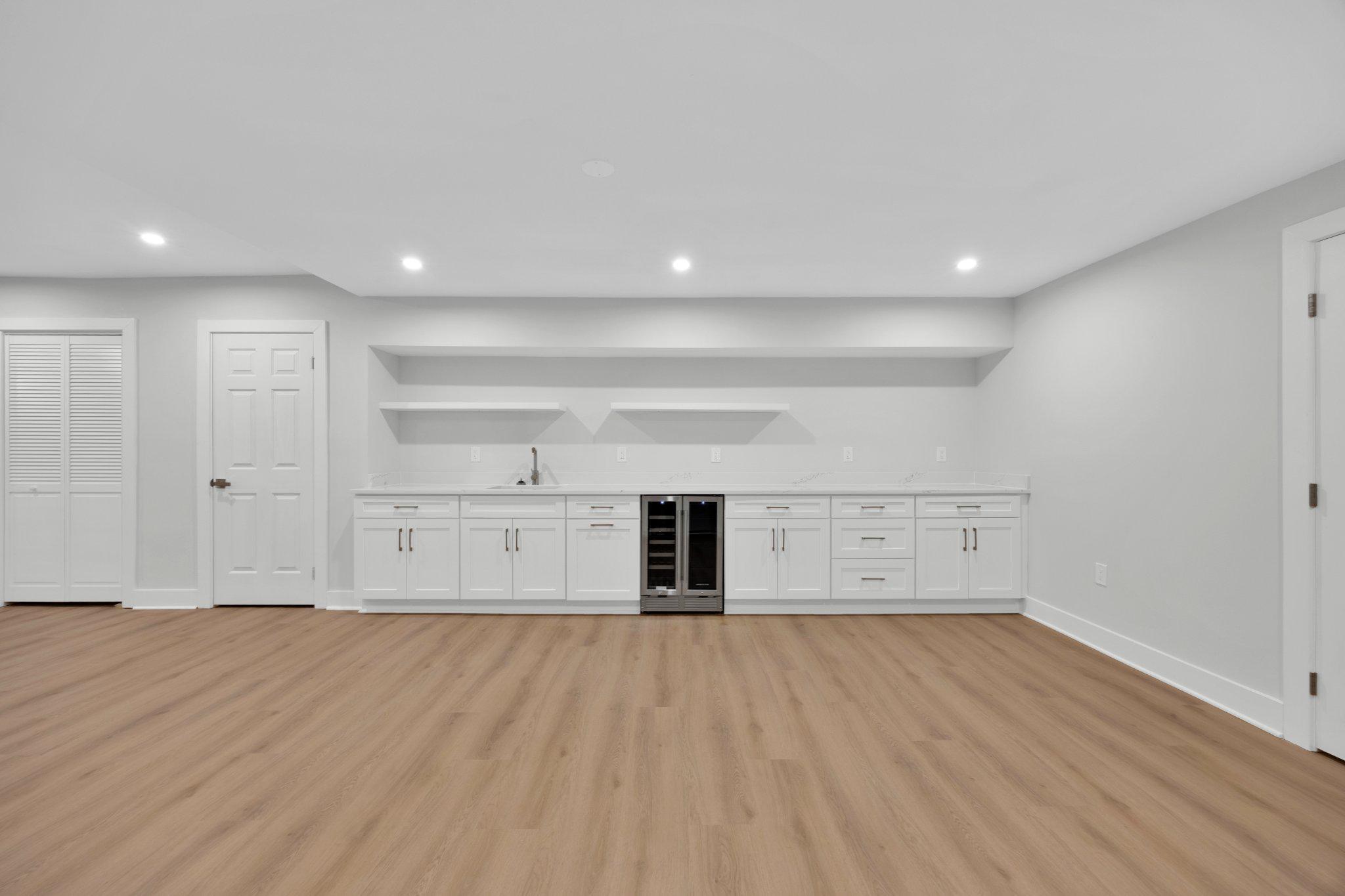 BURNHAM HILLS - Residential