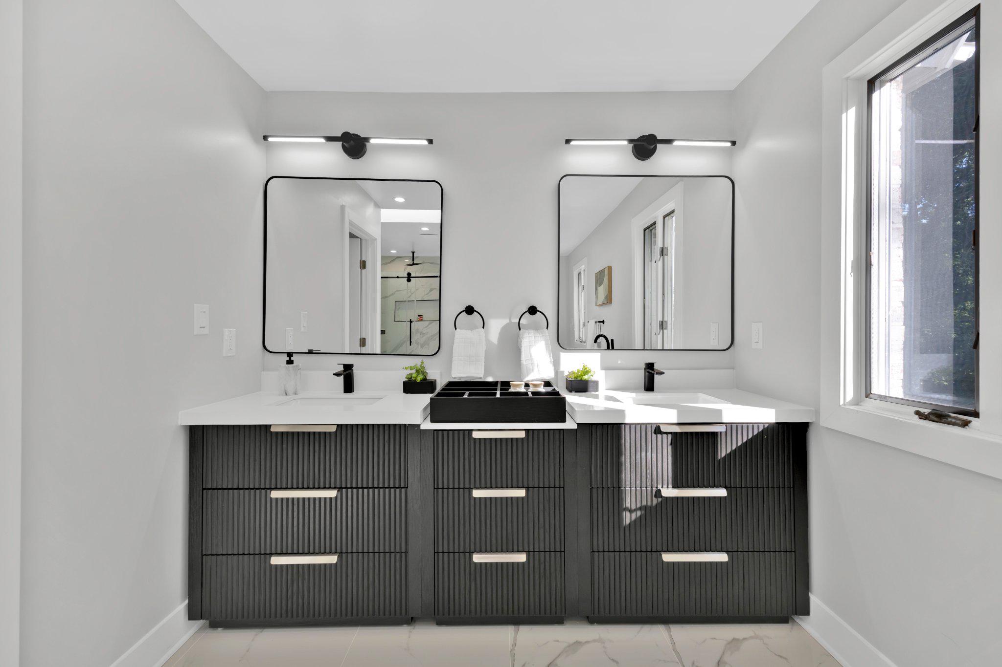 BURNHAM HILLS - Residential