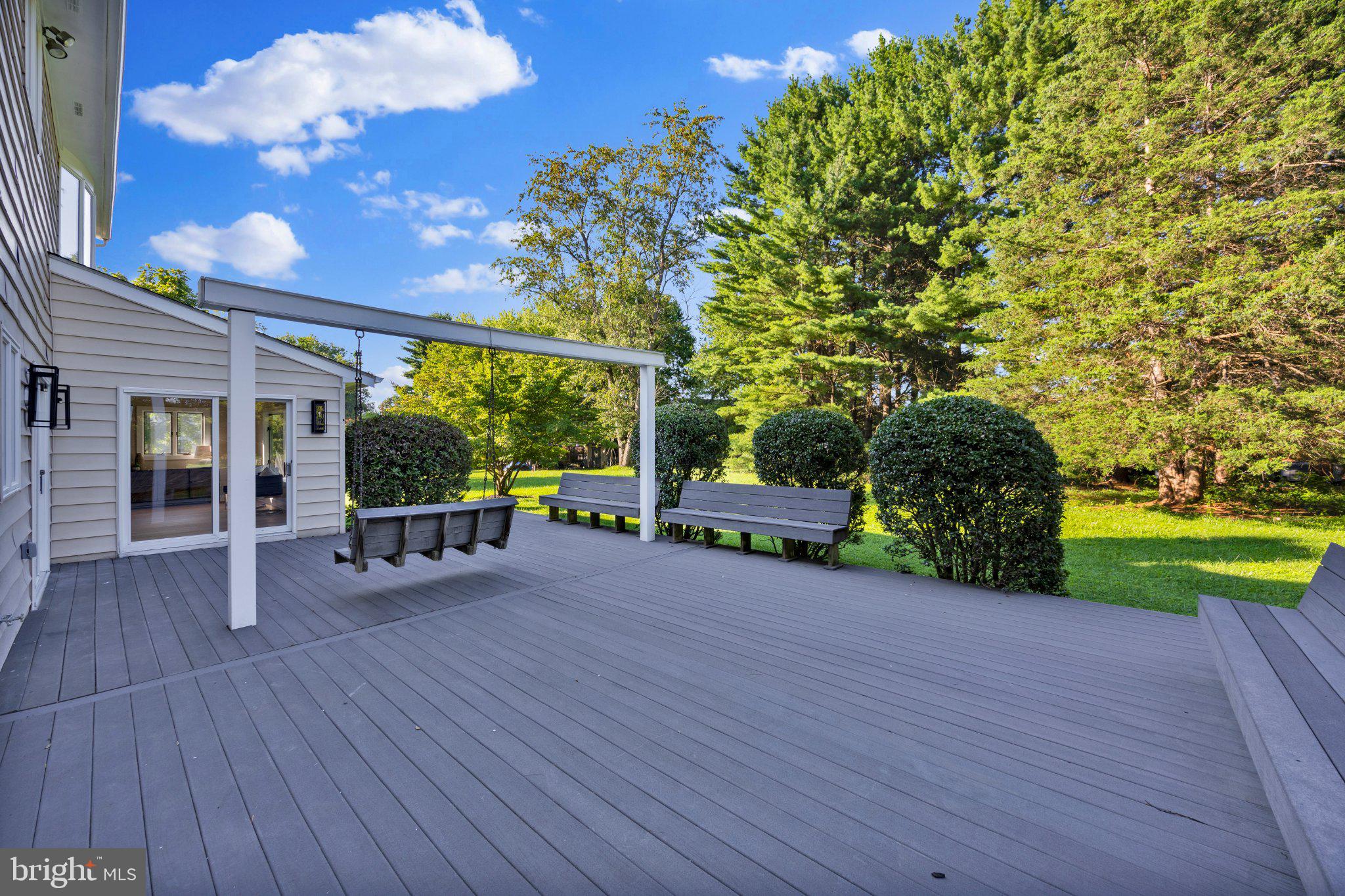 BURNHAM HILLS - Residential