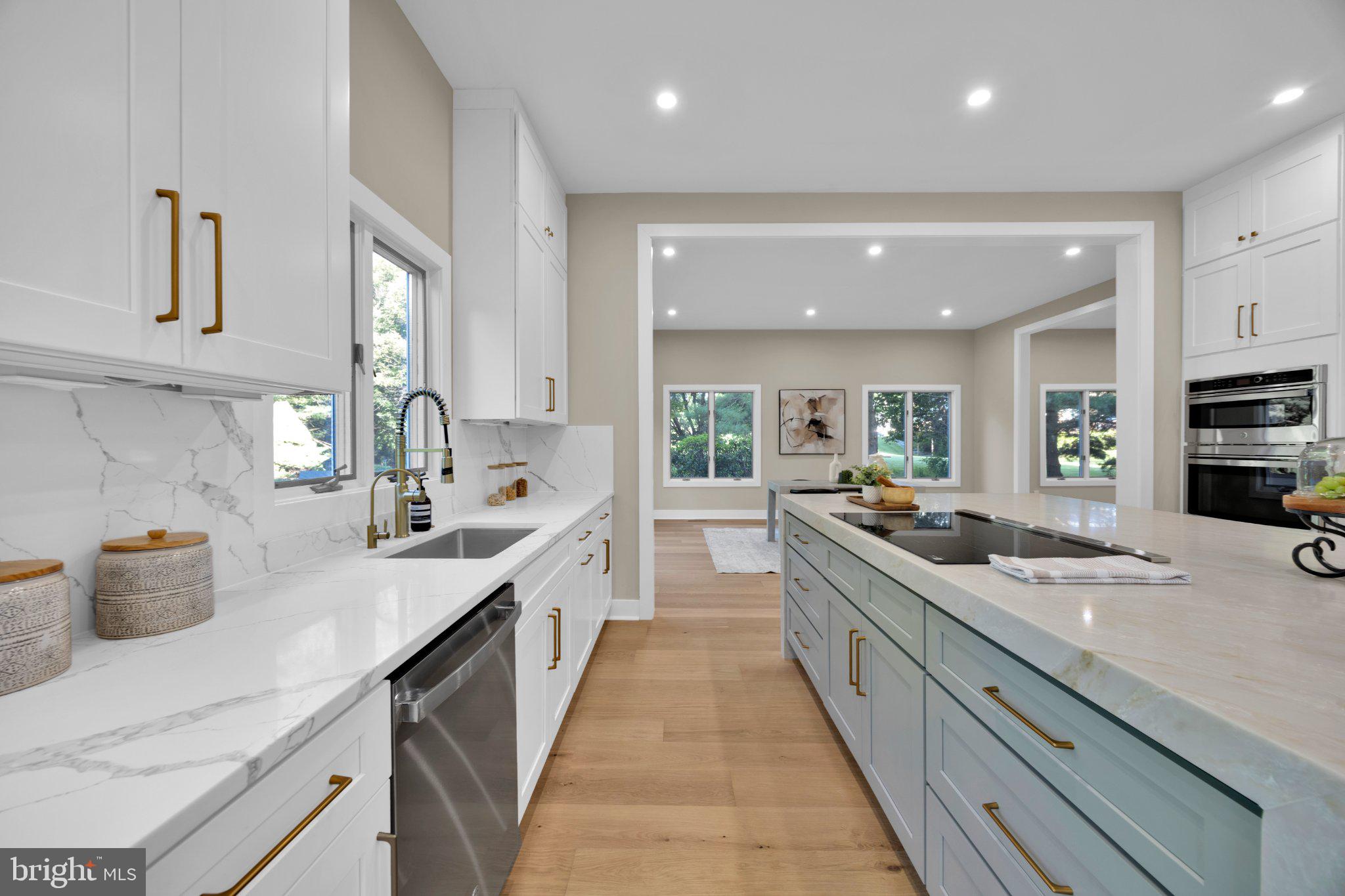BURNHAM HILLS - Residential