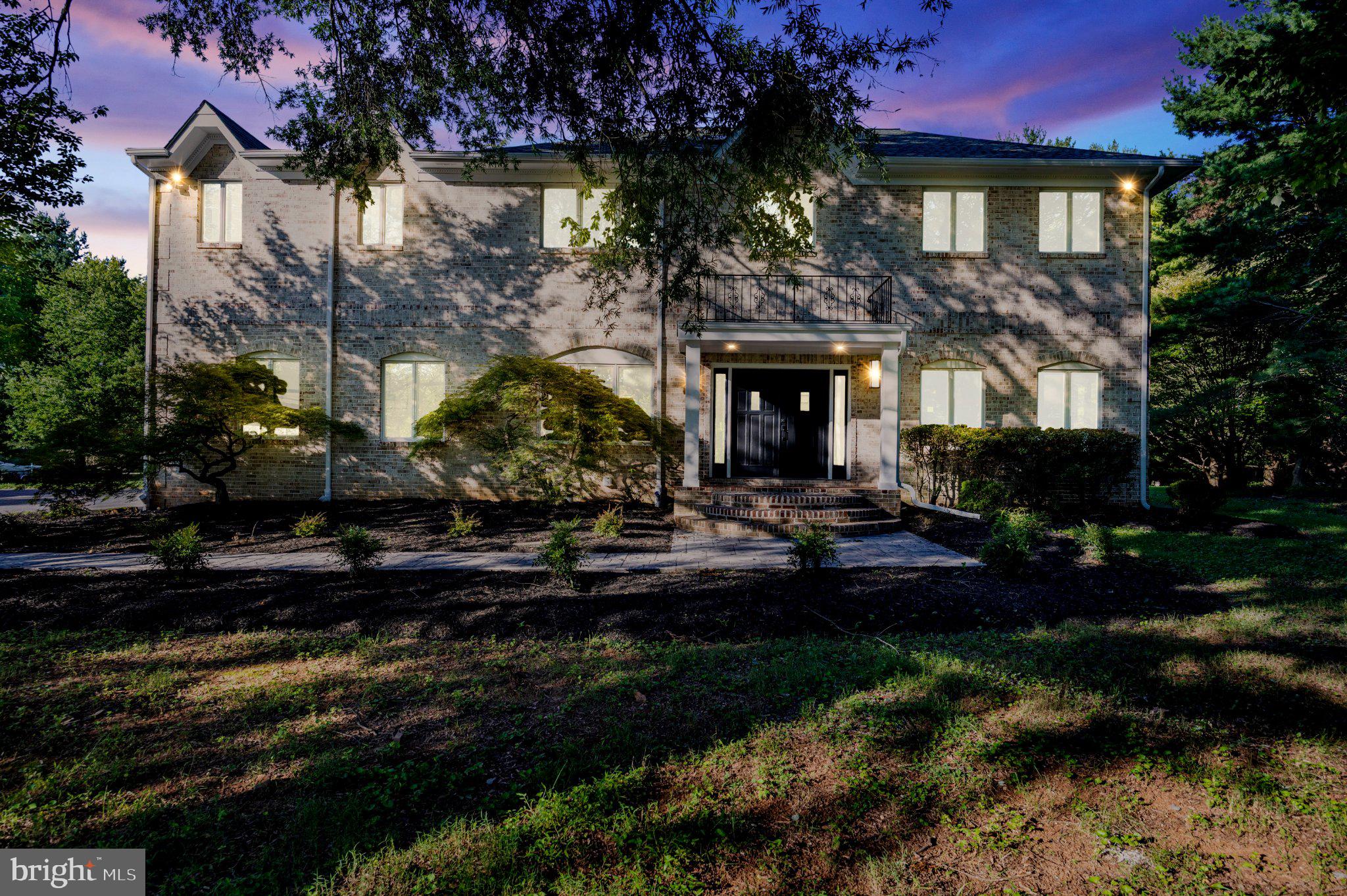 BURNHAM HILLS - Residential