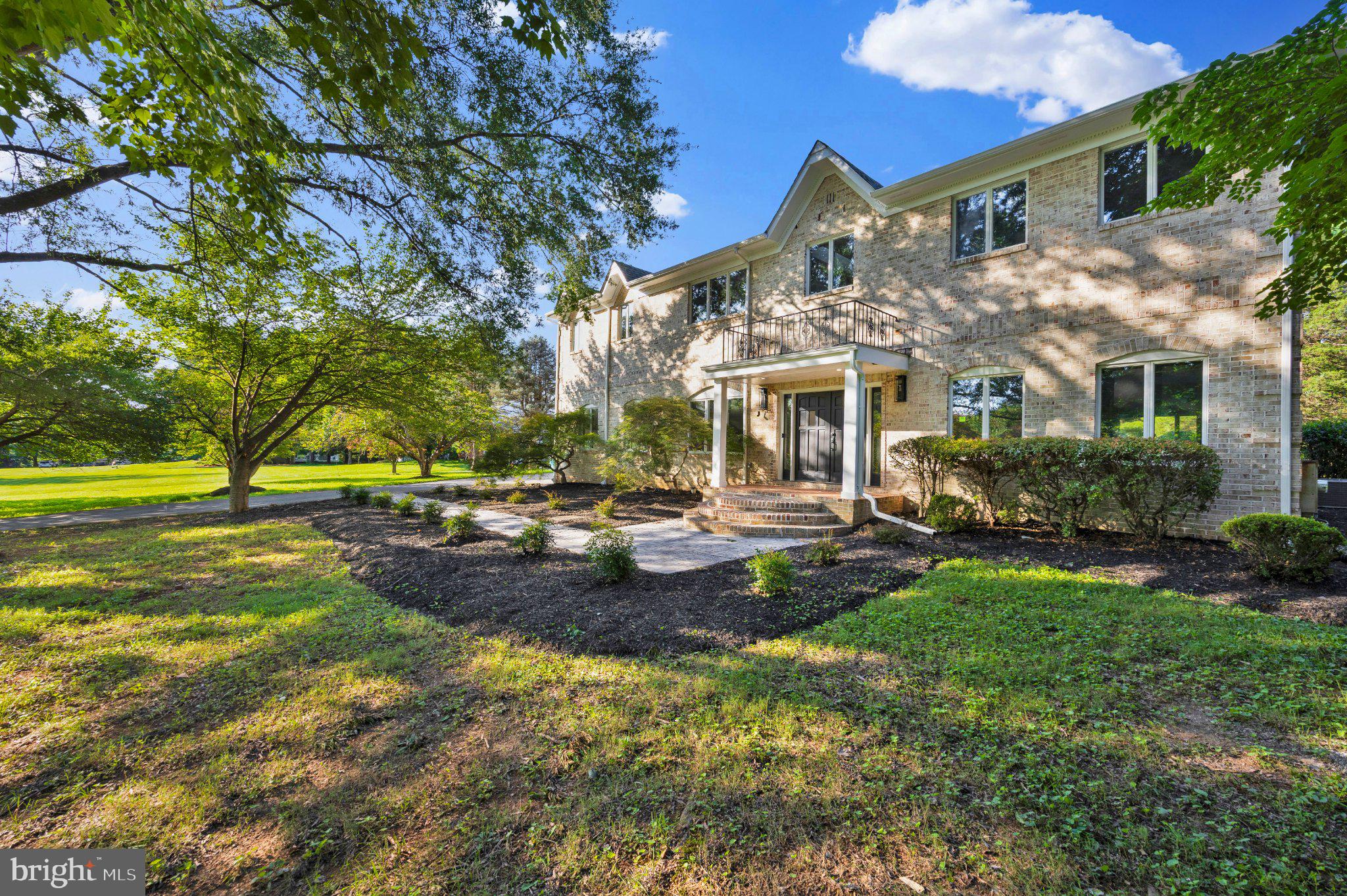 BURNHAM HILLS - Residential