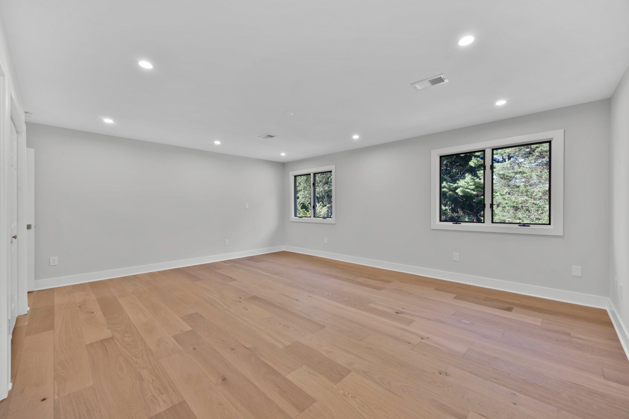 BURNHAM HILLS - Residential