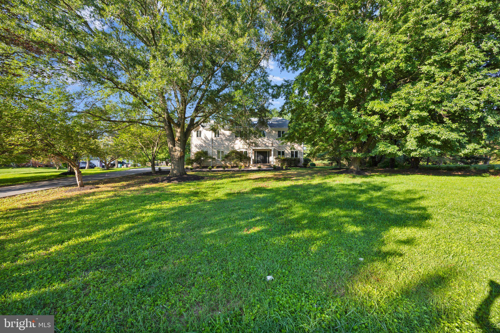 BURNHAM HILLS - Residential