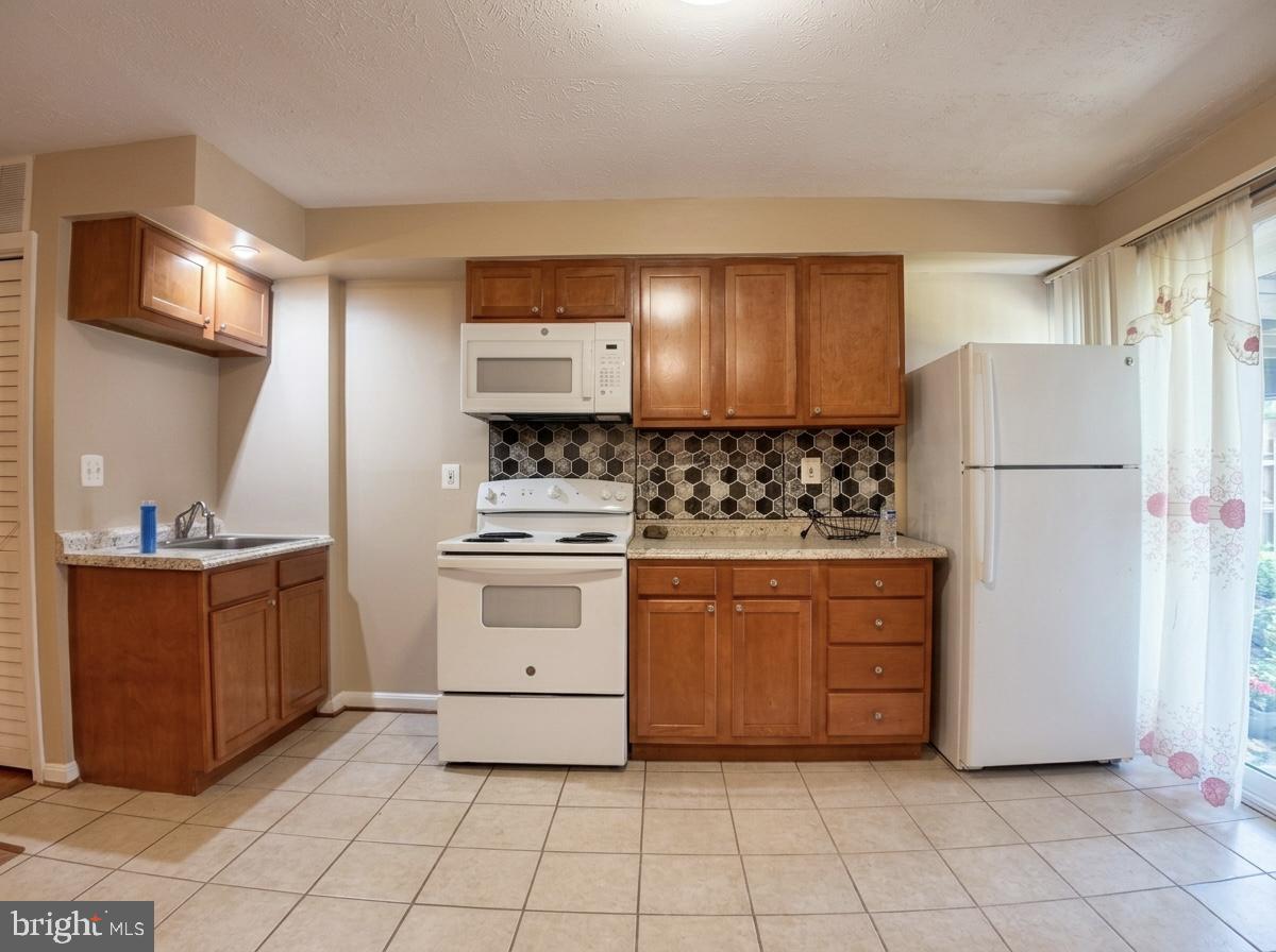 GLEN ORA-PLAT FOURTEEN-P - Residential
