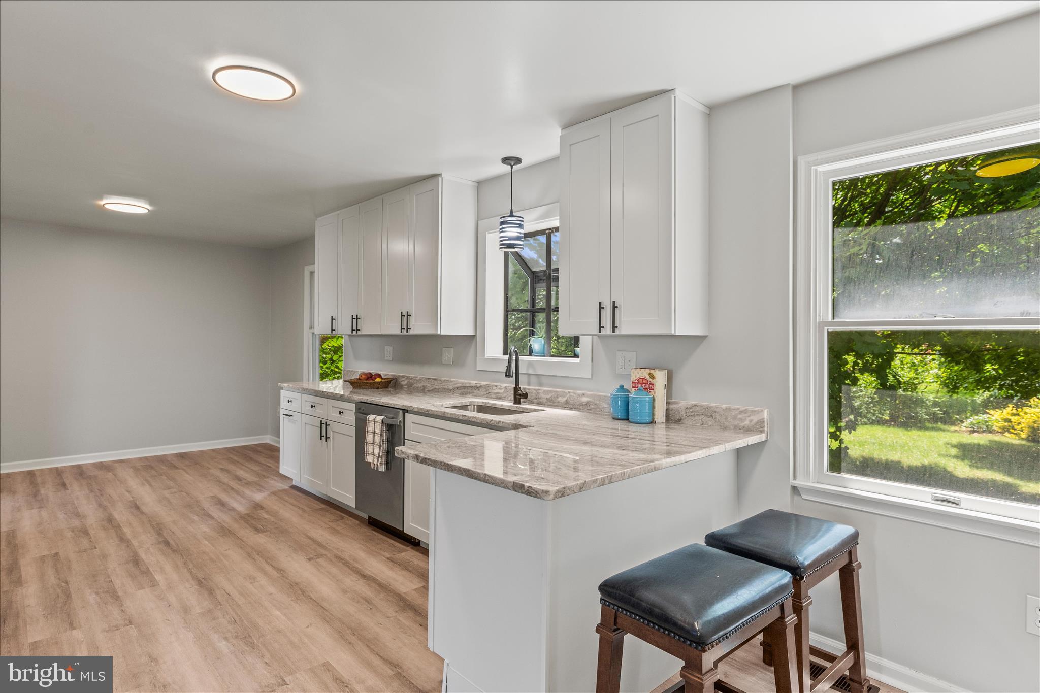 MEADOW VIEW - Residential