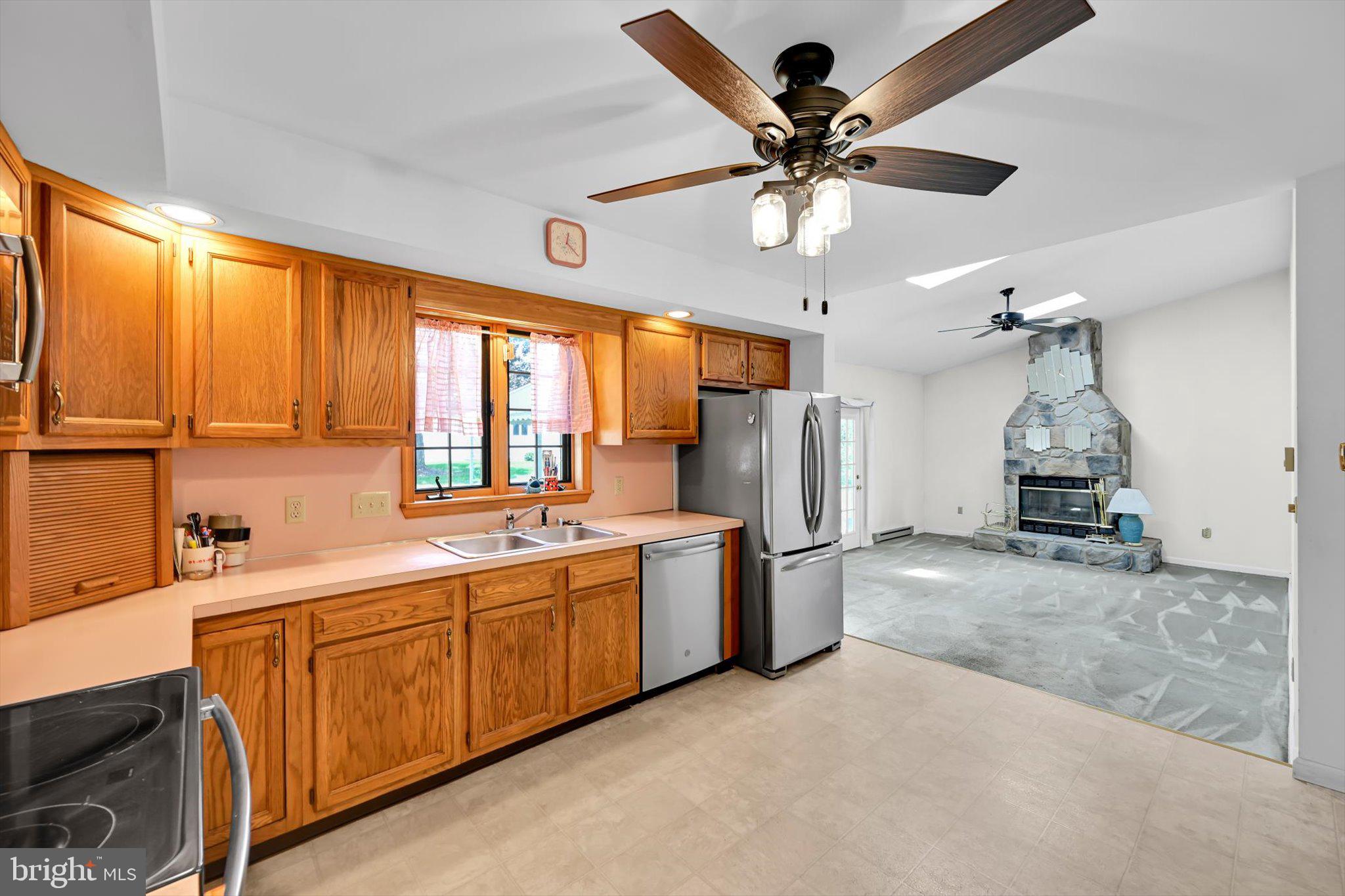 MAIDENCREEK - Residential