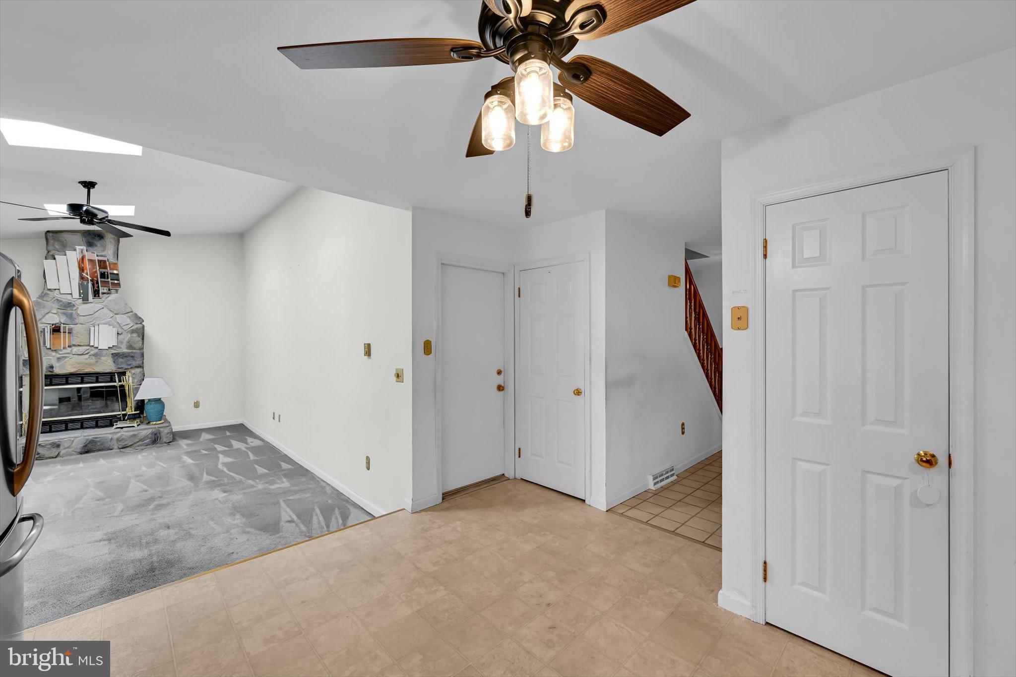 MAIDENCREEK - Residential