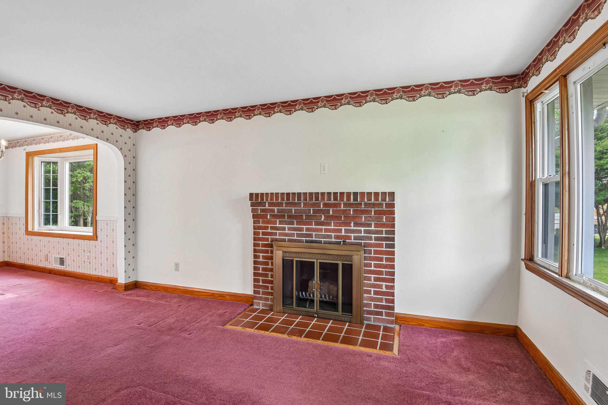 ARUNDEL GARDENS - Residential