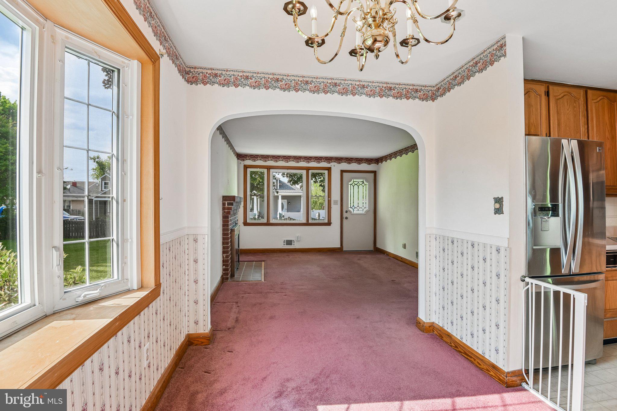ARUNDEL GARDENS - Residential