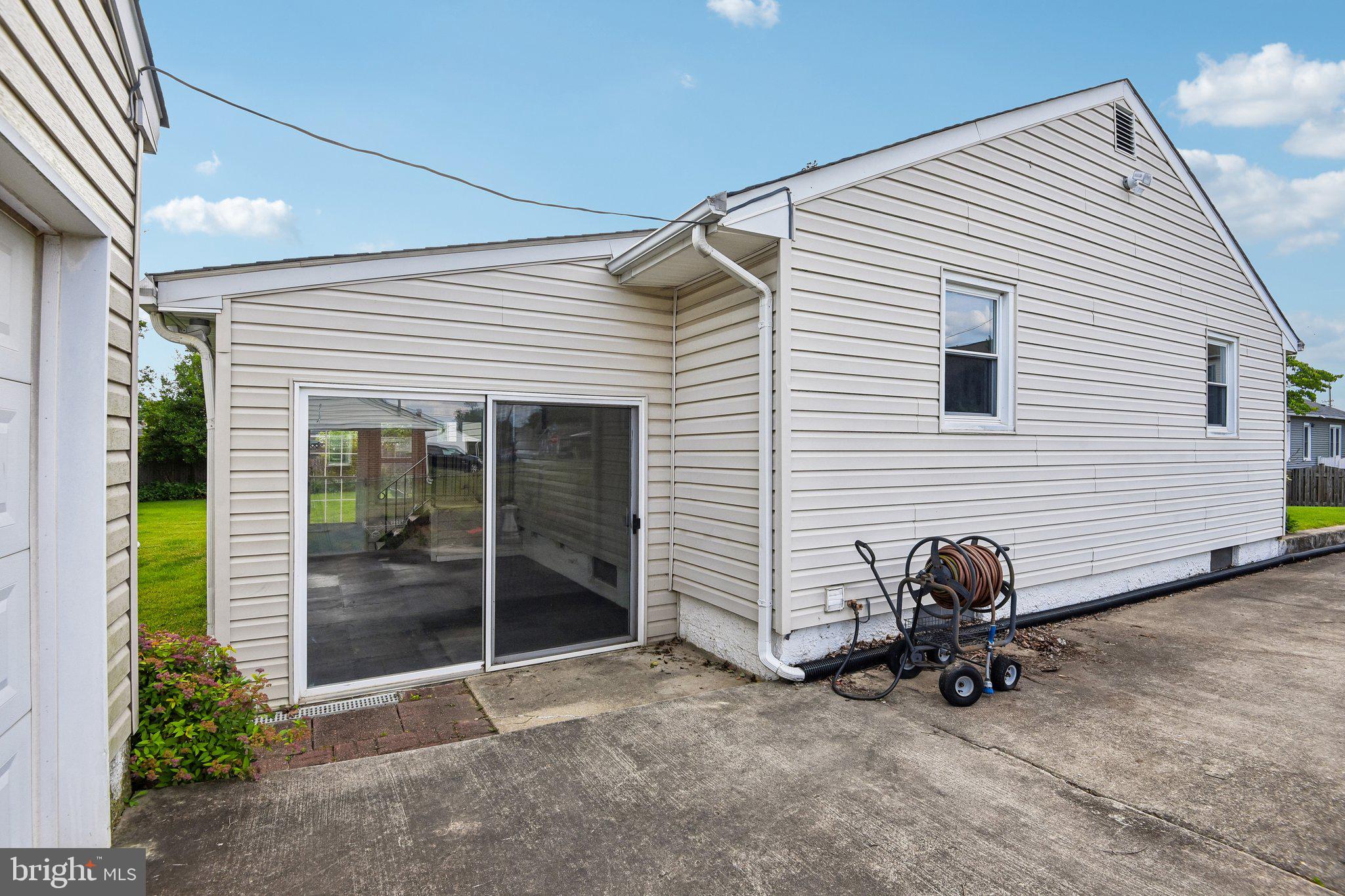 ARUNDEL GARDENS - Residential