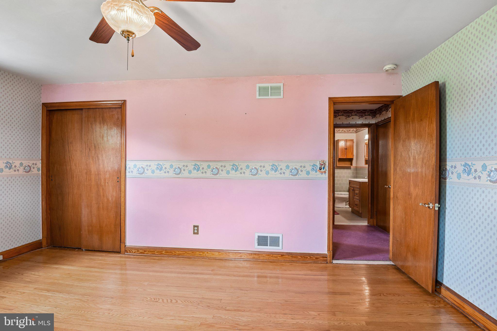ARUNDEL GARDENS - Residential