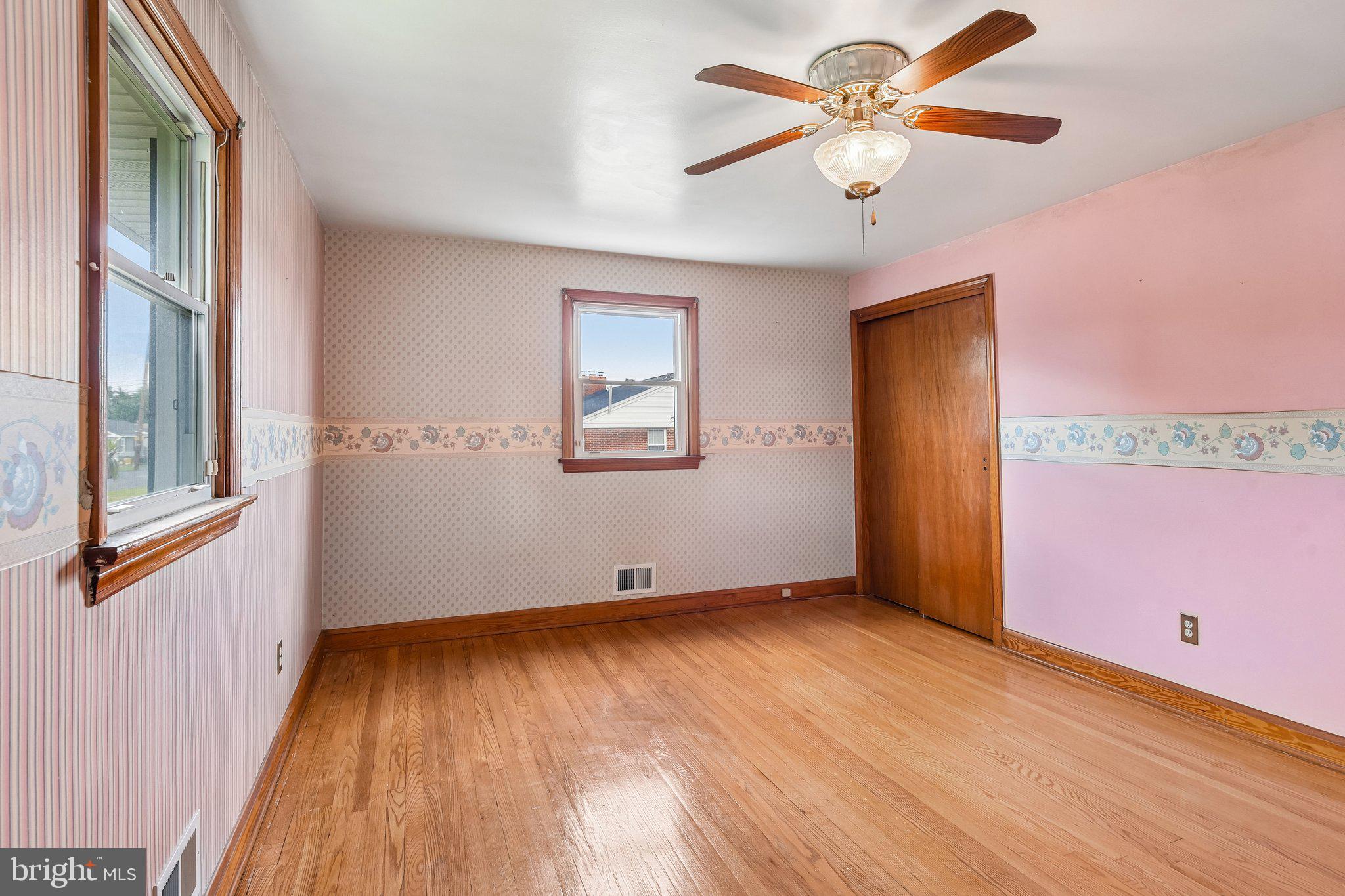 ARUNDEL GARDENS - Residential