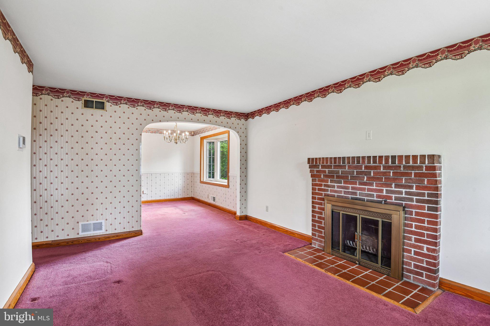 ARUNDEL GARDENS - Residential