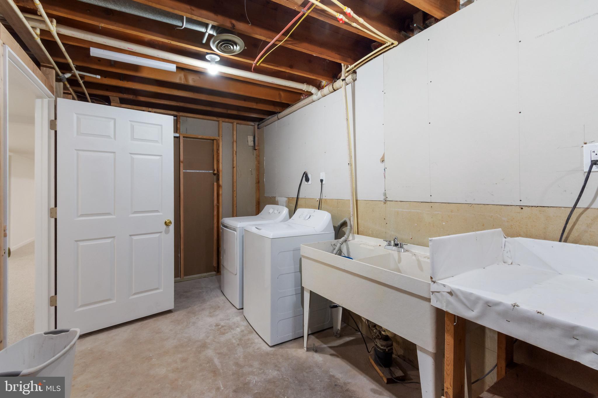 MT AIRY ESTATES - Residential