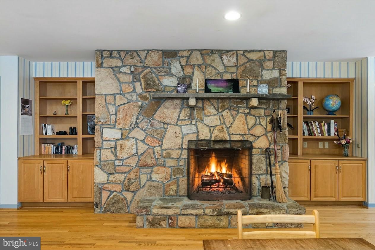 OAKMONT - Residential