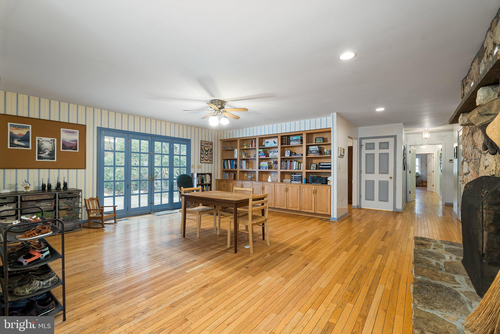 OAKMONT - Residential