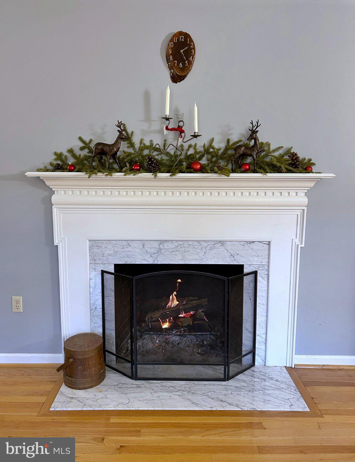 OAKMONT - Residential