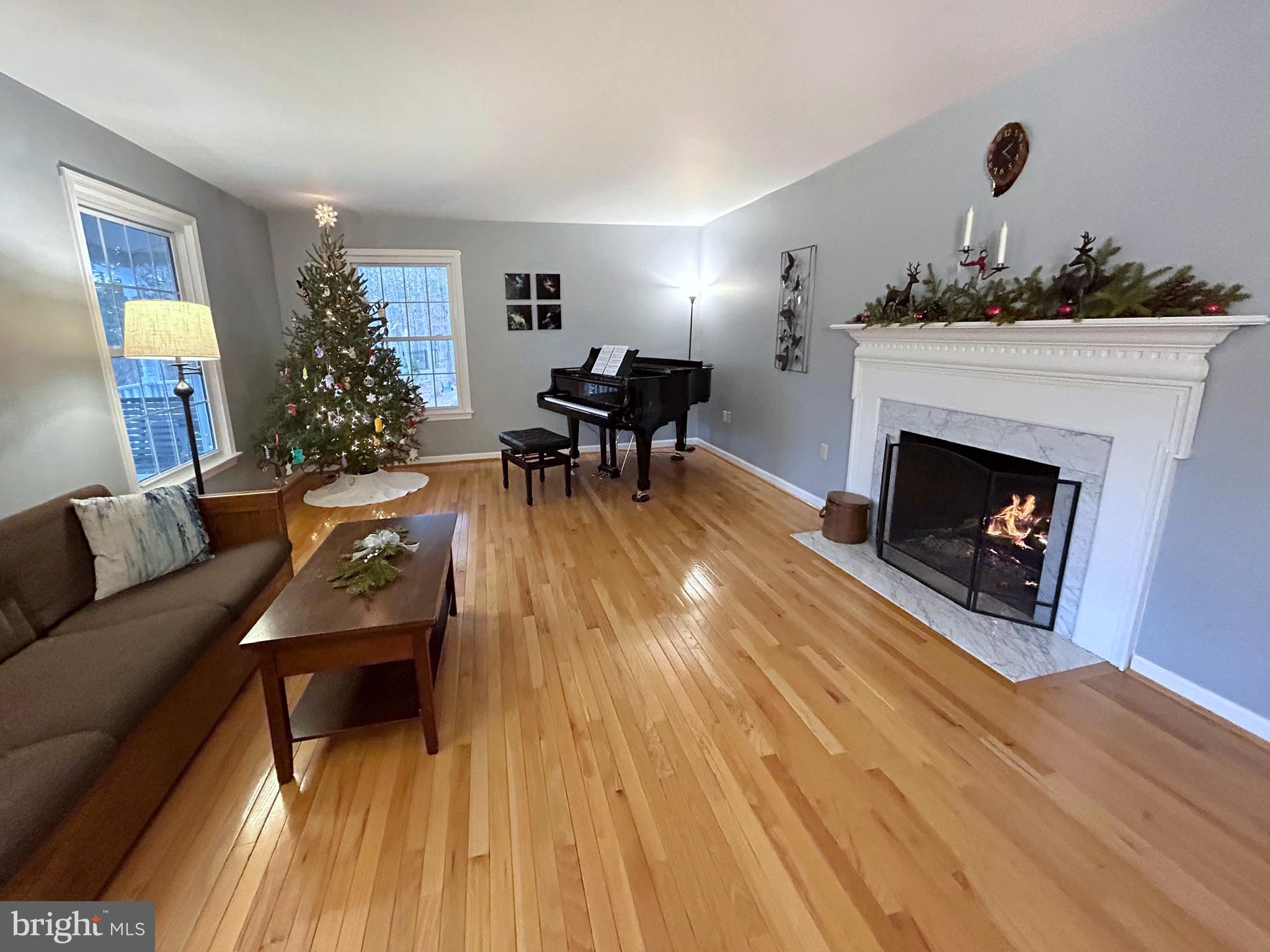 OAKMONT - Residential