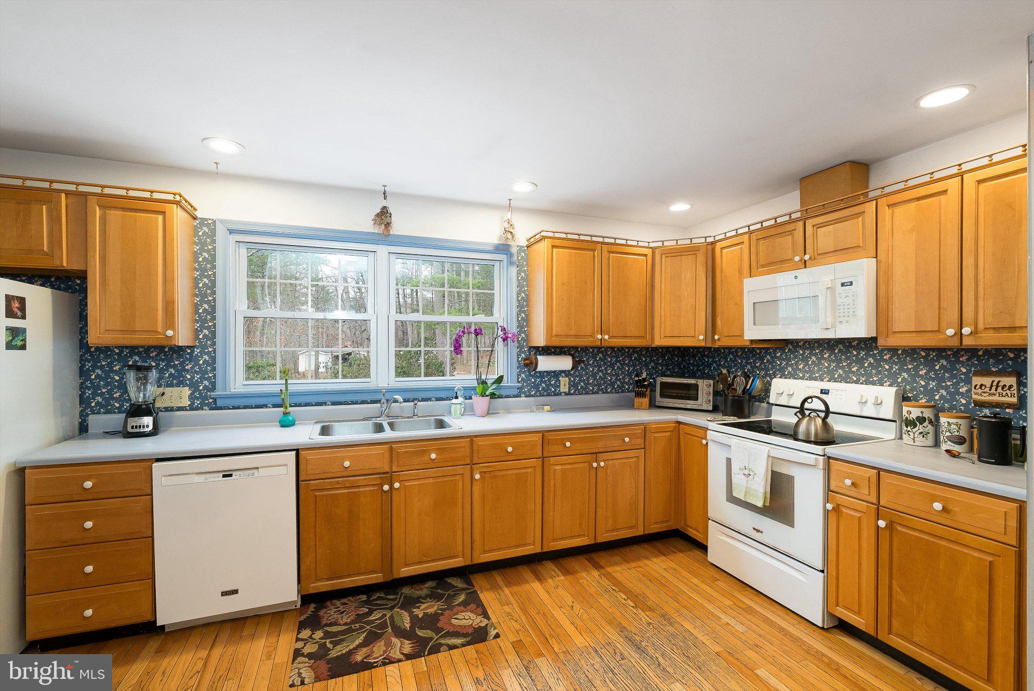 OAKMONT - Residential