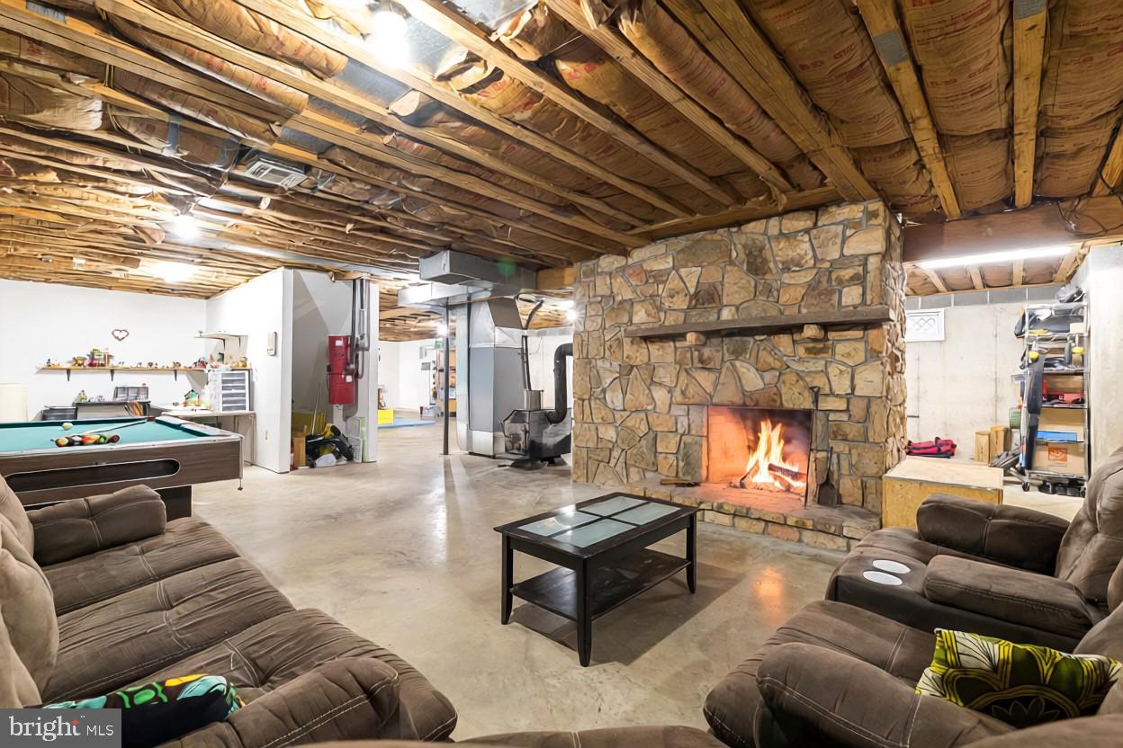 OAKMONT - Residential