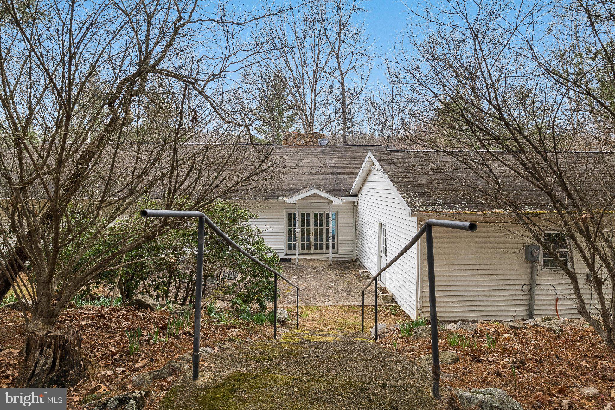 OAKMONT - Residential