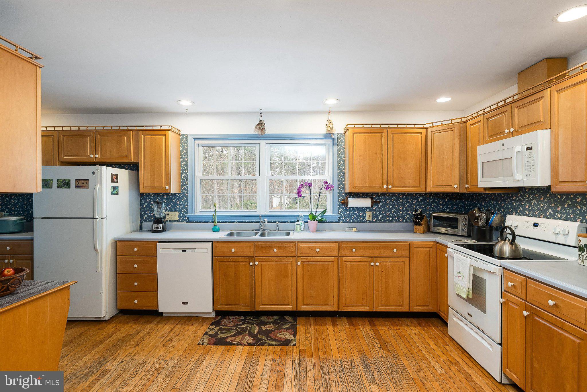 OAKMONT - Residential