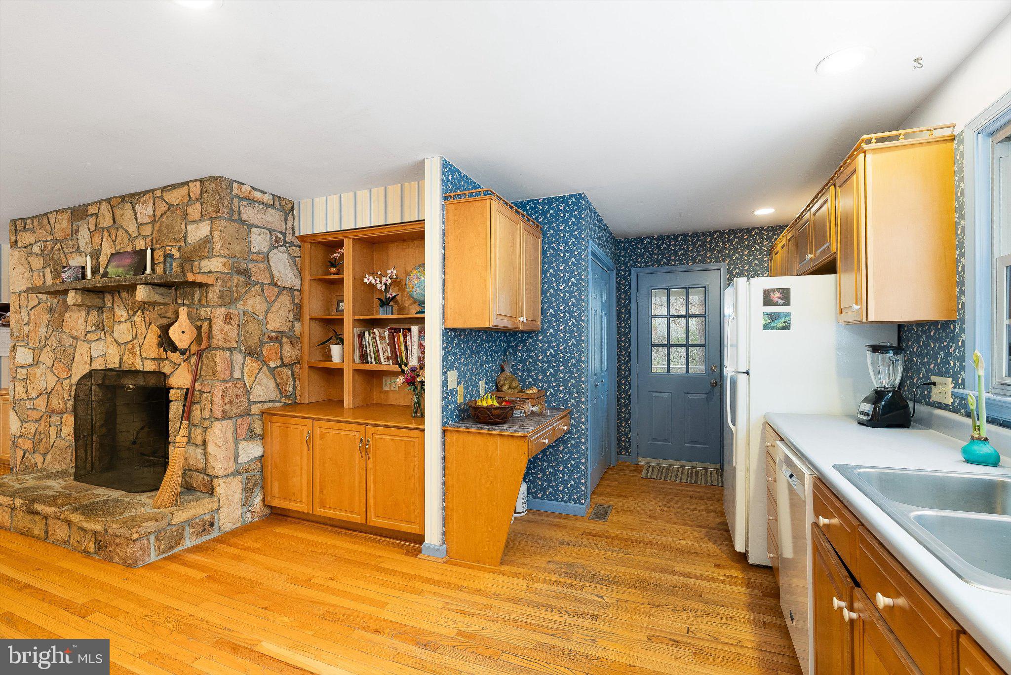 OAKMONT - Residential