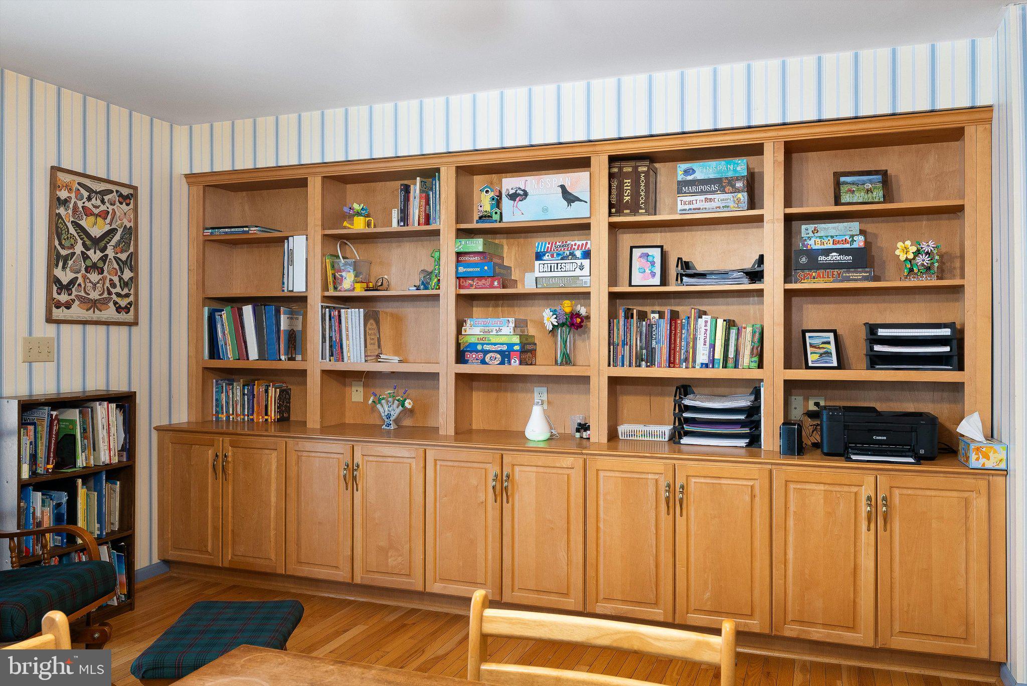 OAKMONT - Residential