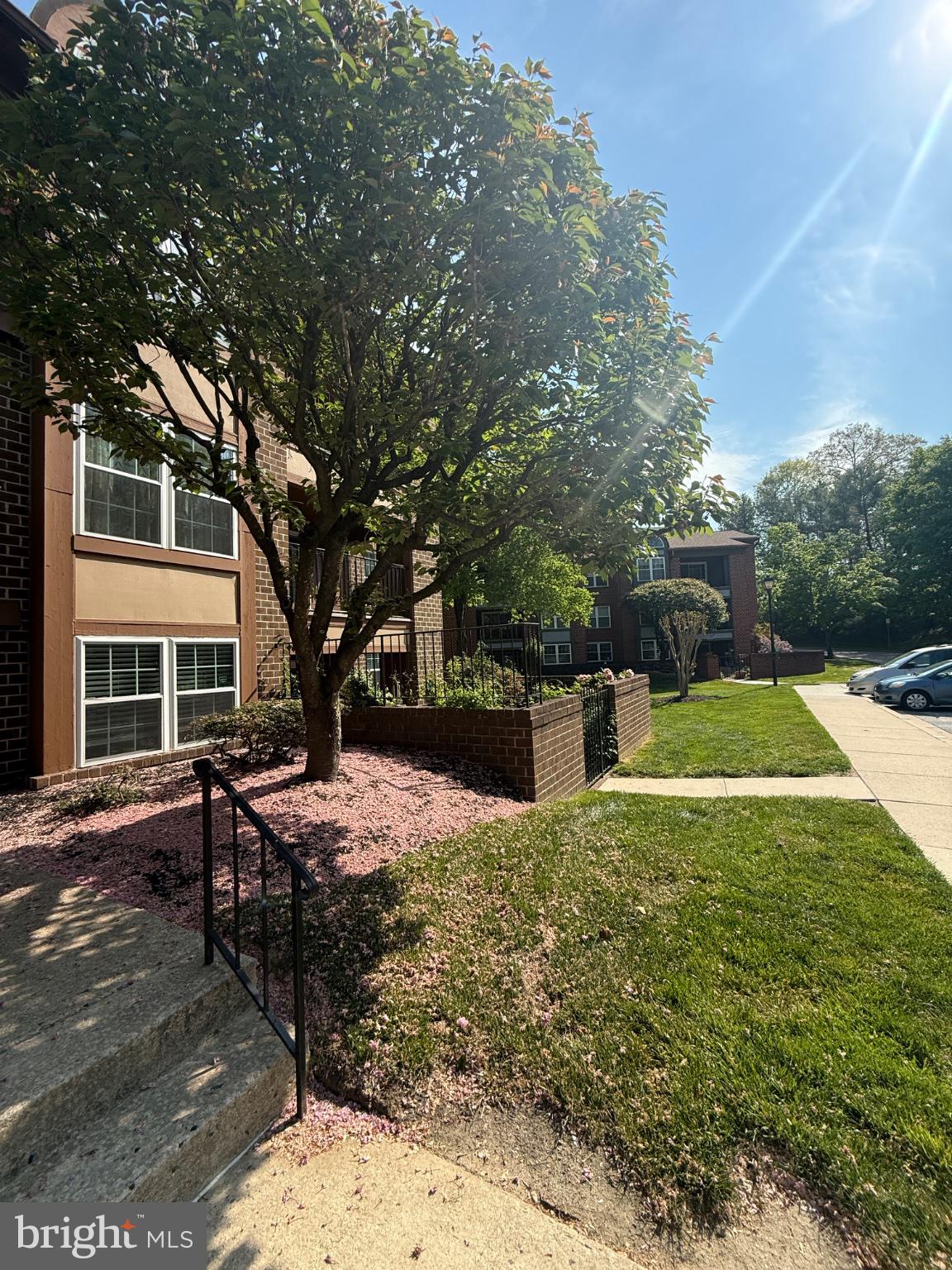 THE FALLS - Residential Lease