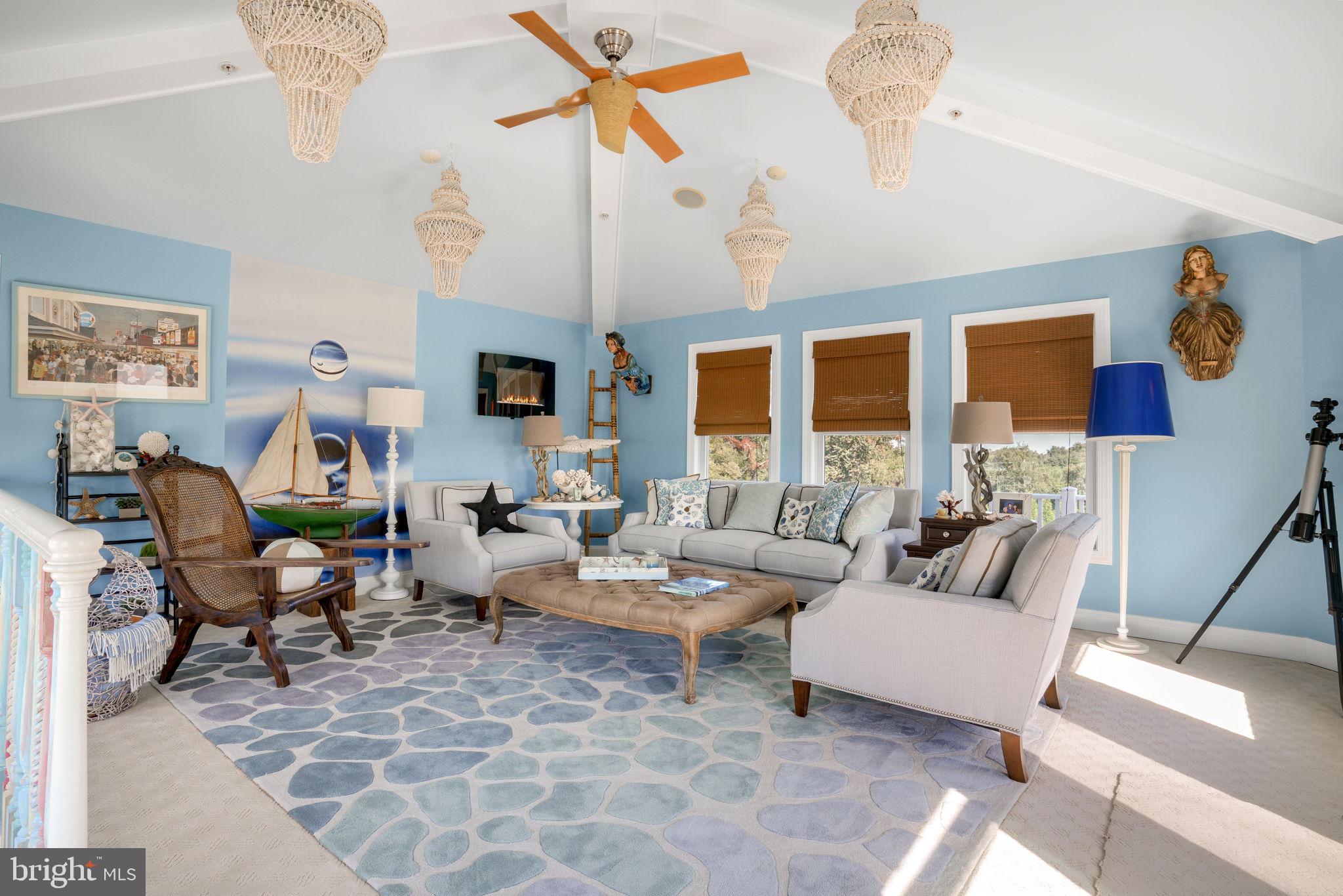 SOUTH POINT FARMS - Residential
