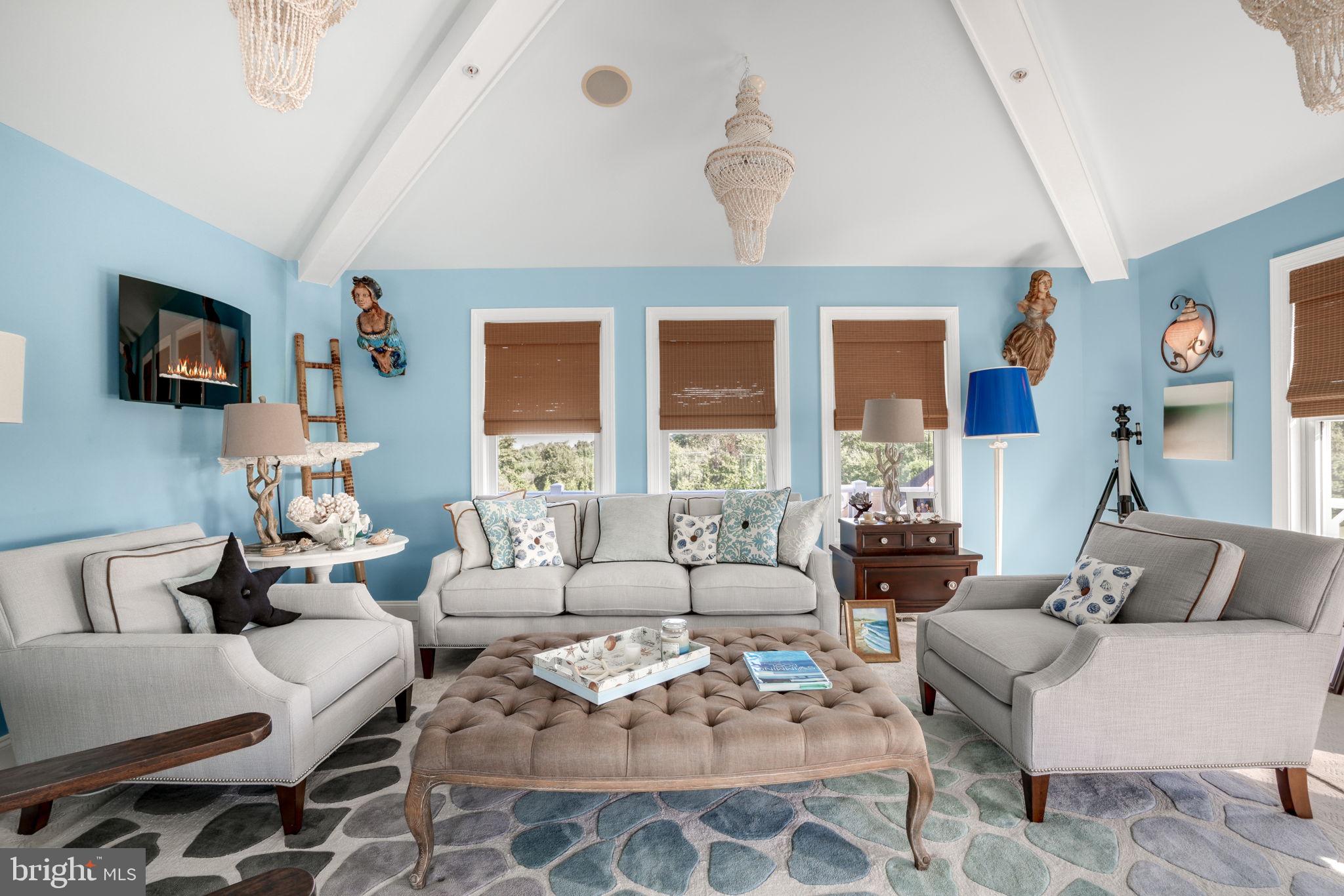 SOUTH POINT FARMS - Residential