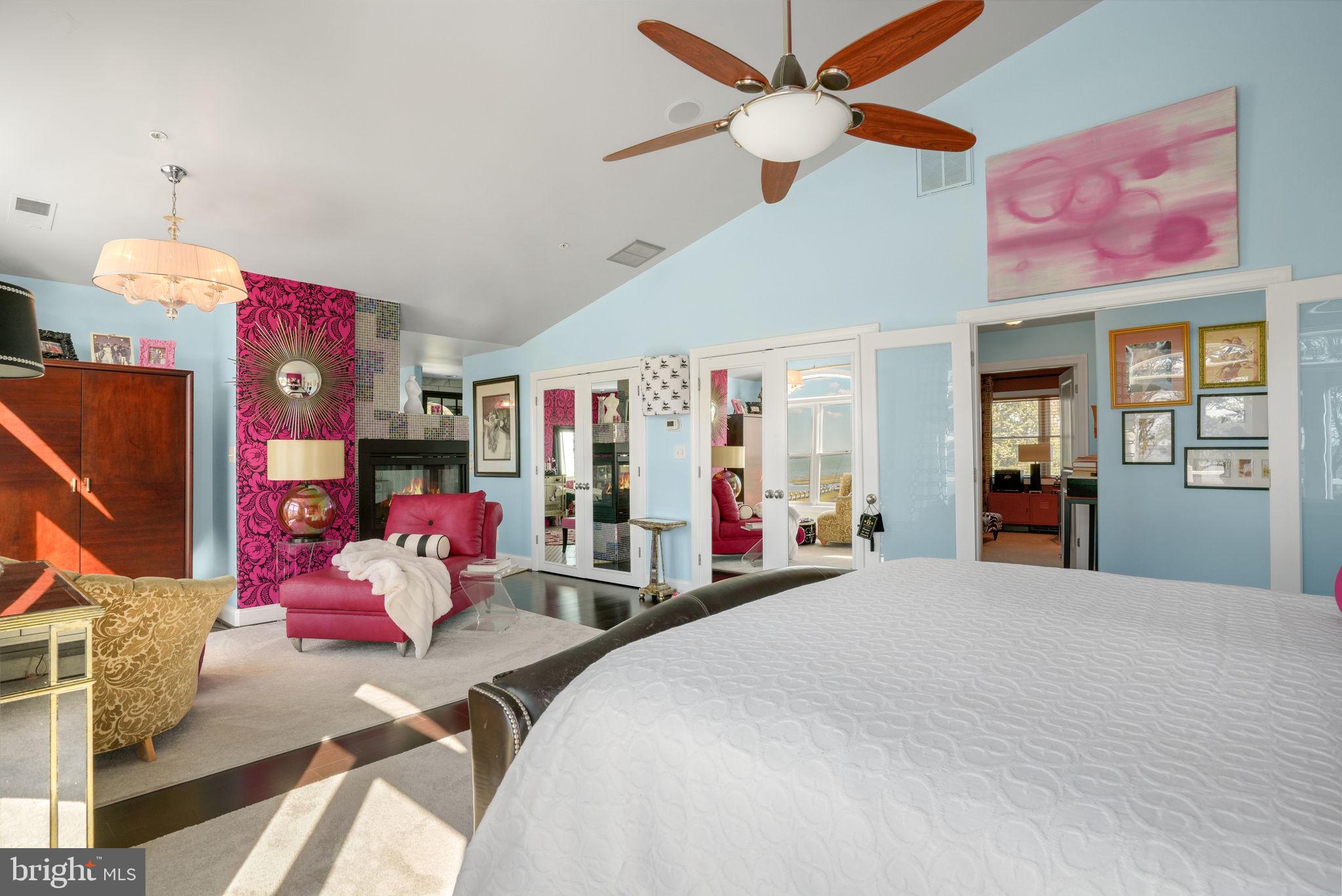 SOUTH POINT FARMS - Residential