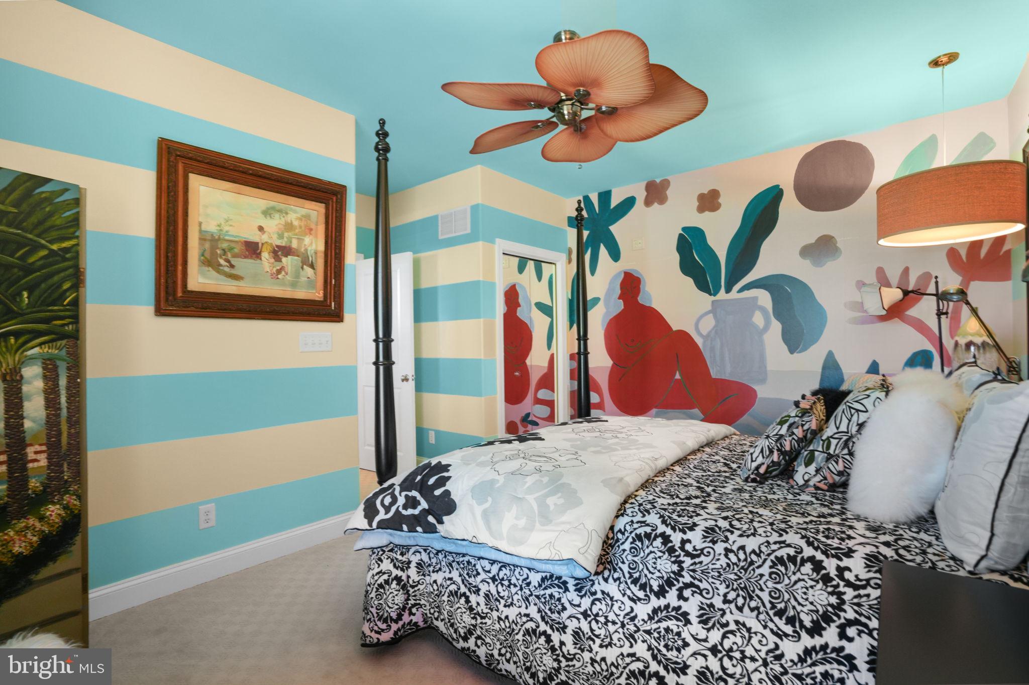 SOUTH POINT FARMS - Residential