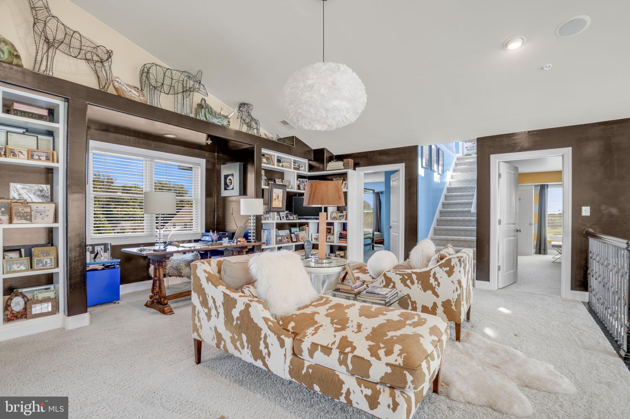 SOUTH POINT FARMS - Residential