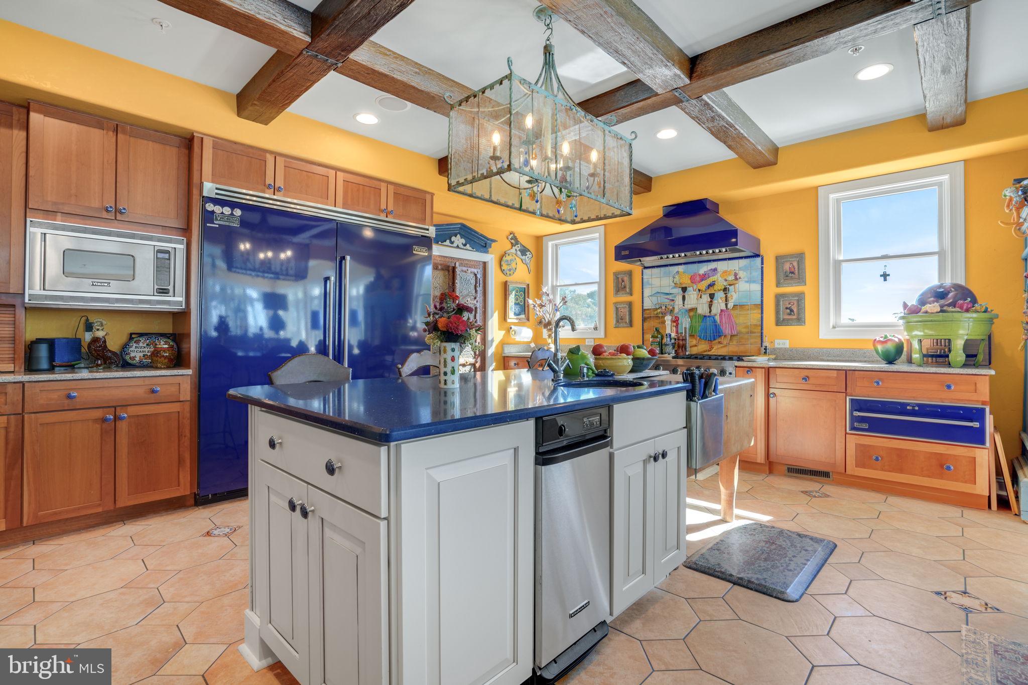 SOUTH POINT FARMS - Residential