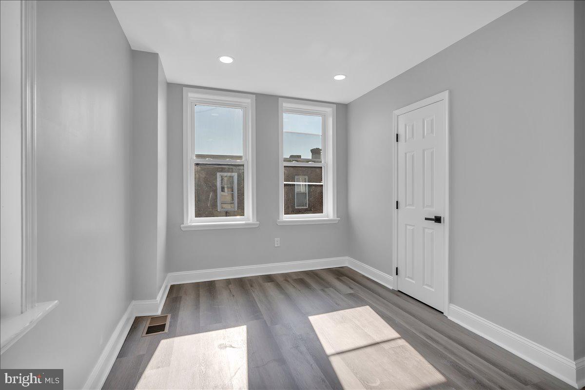 WEST PHILADELPHIA - Residential