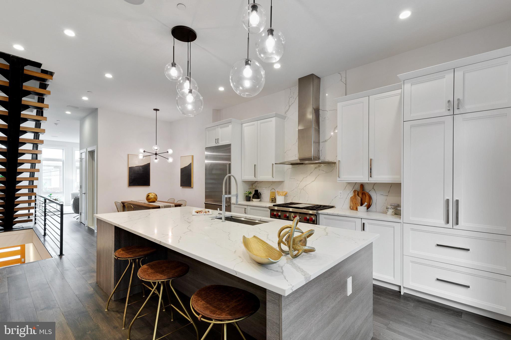 BELLA VISTA - Residential