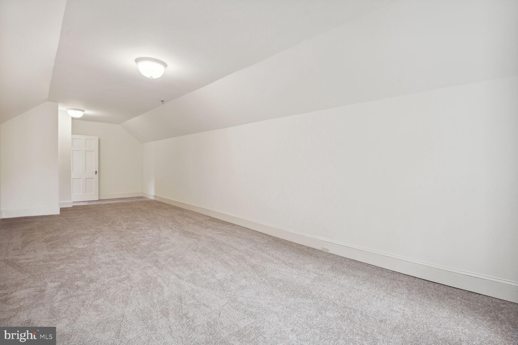 SPRING VALLEY - Residential