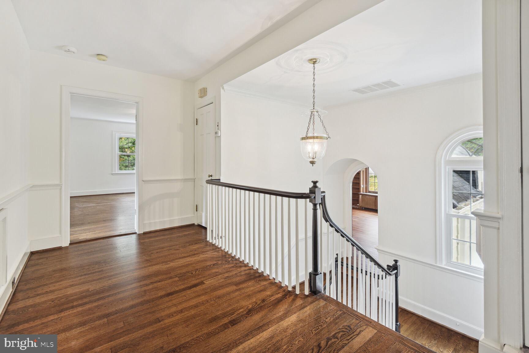 SPRING VALLEY - Residential