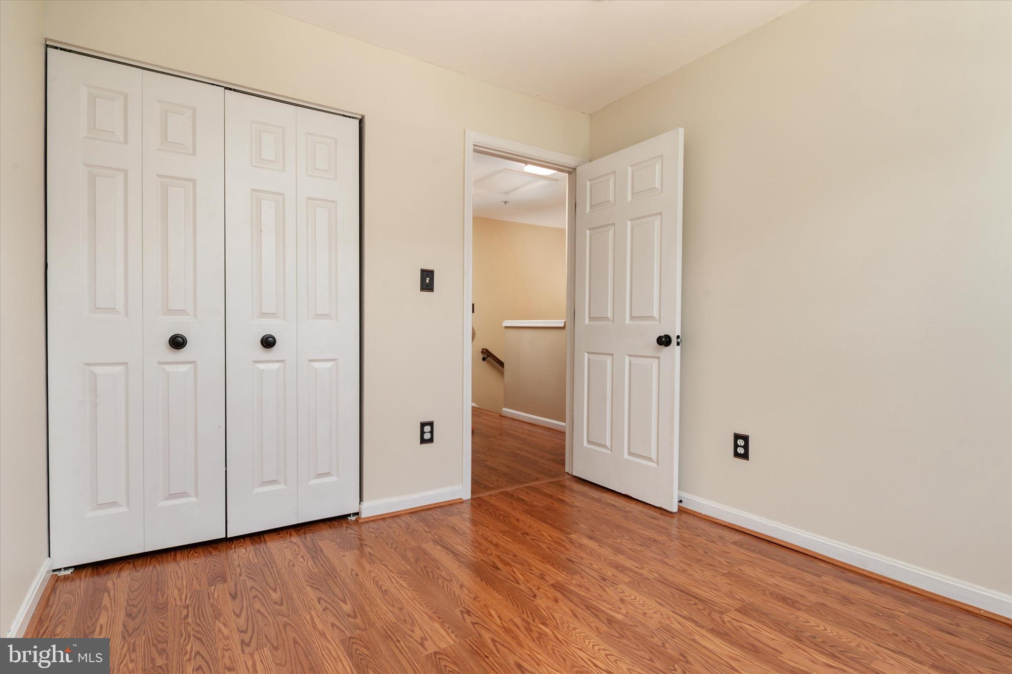 THE VILLAGES OF LYONSFIELD RUN - Residential