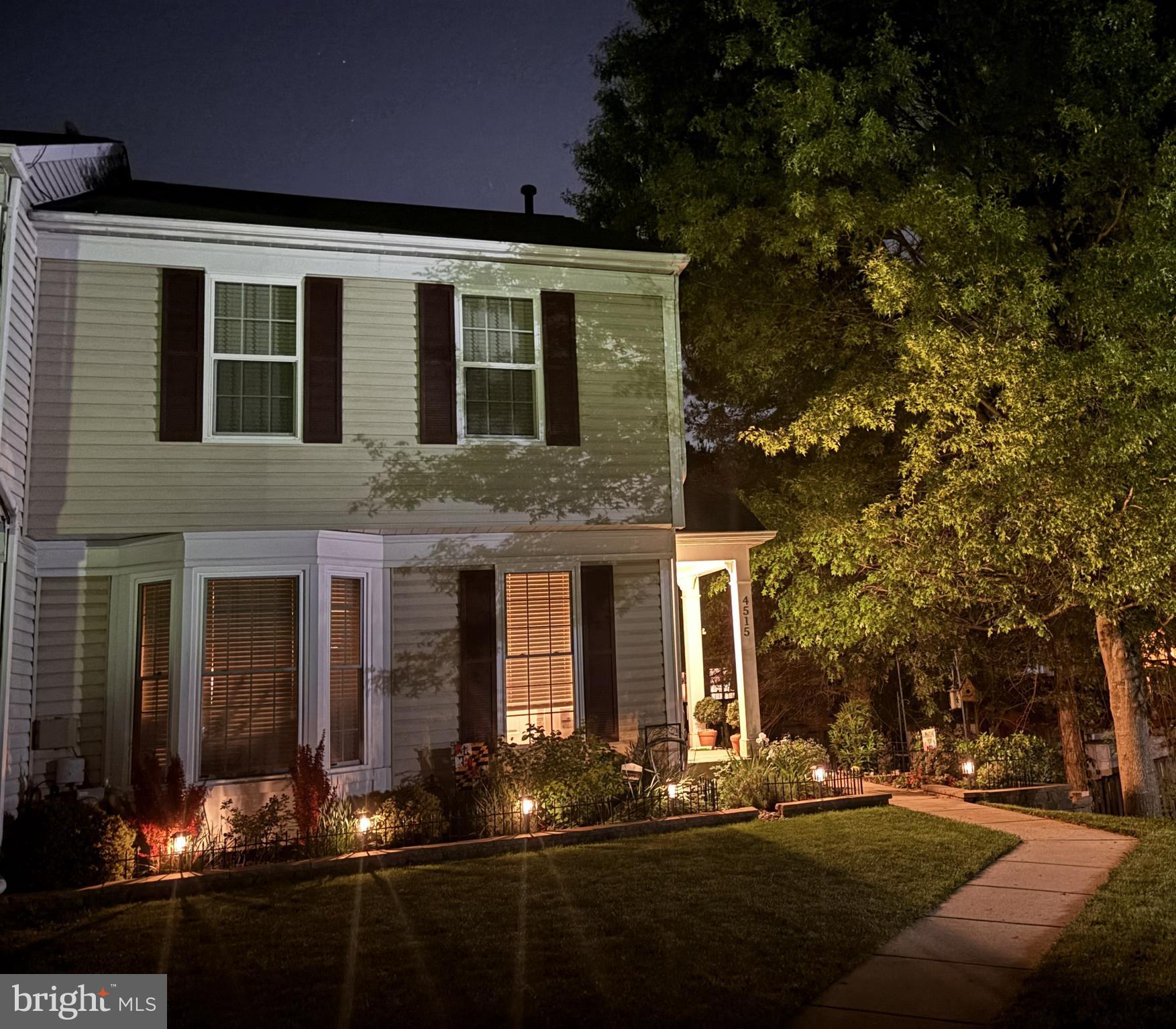 THE VILLAGES OF LYONSFIELD RUN - Residential