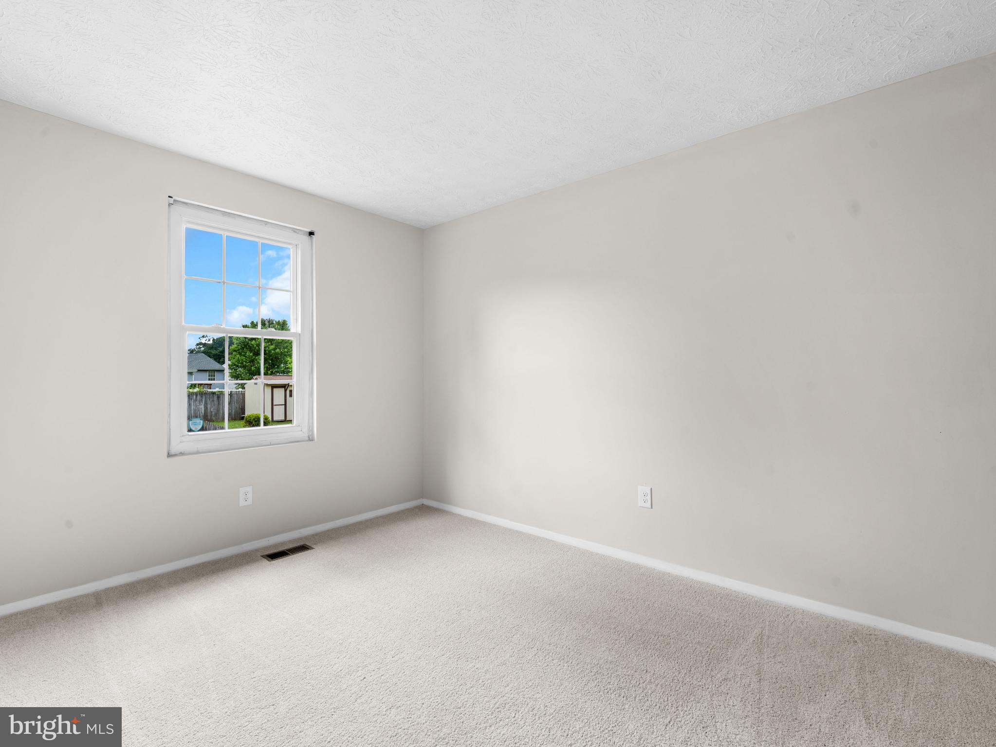 HARBOUR OAKS - Residential