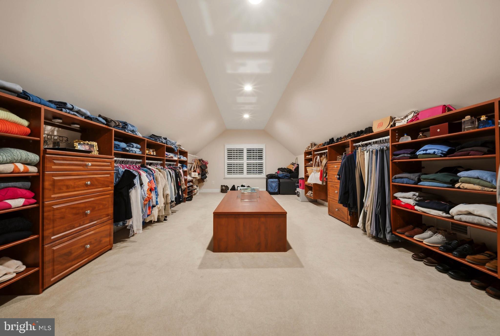 HUNT VALLEY CHASE - Residential