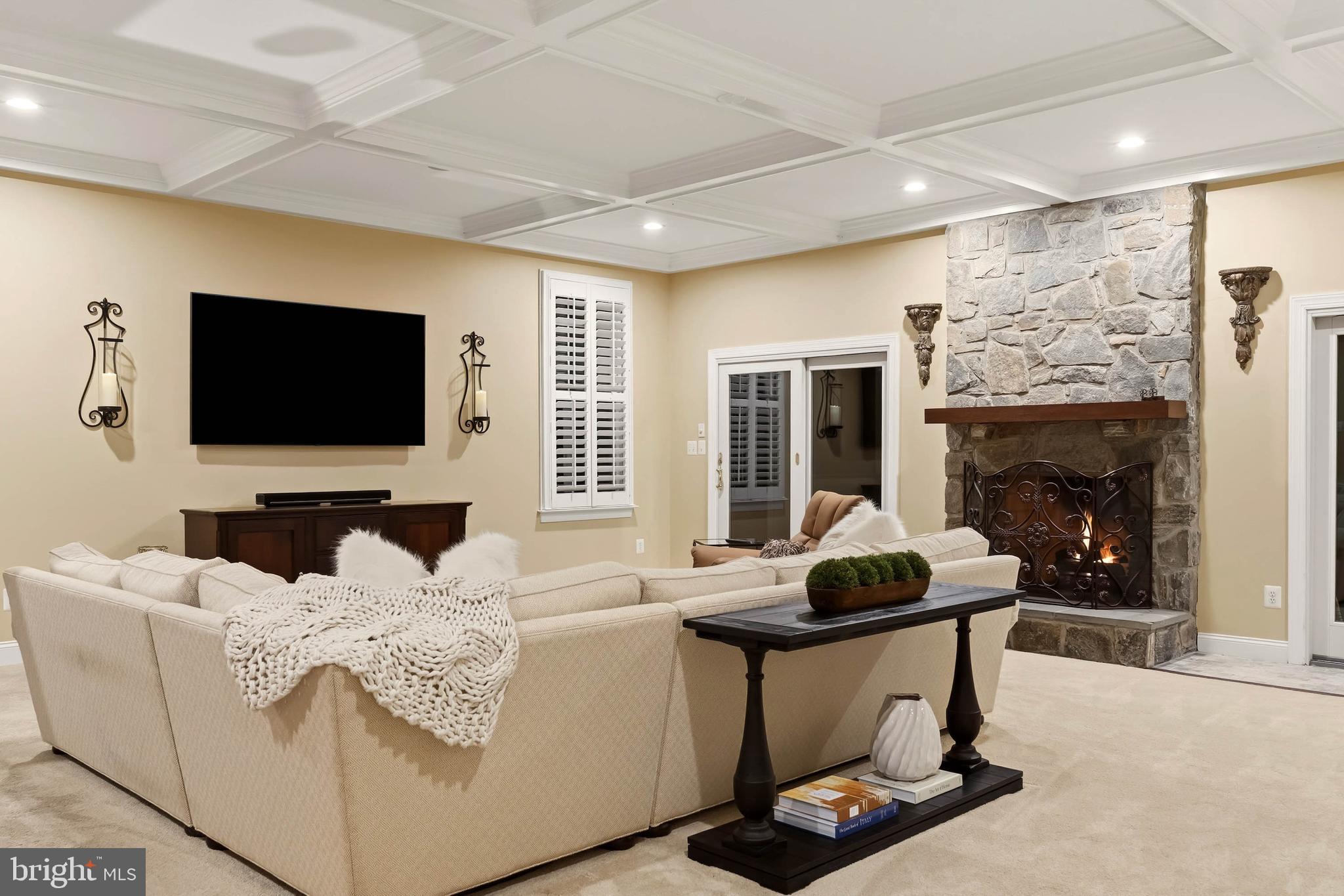 HUNT VALLEY CHASE - Residential