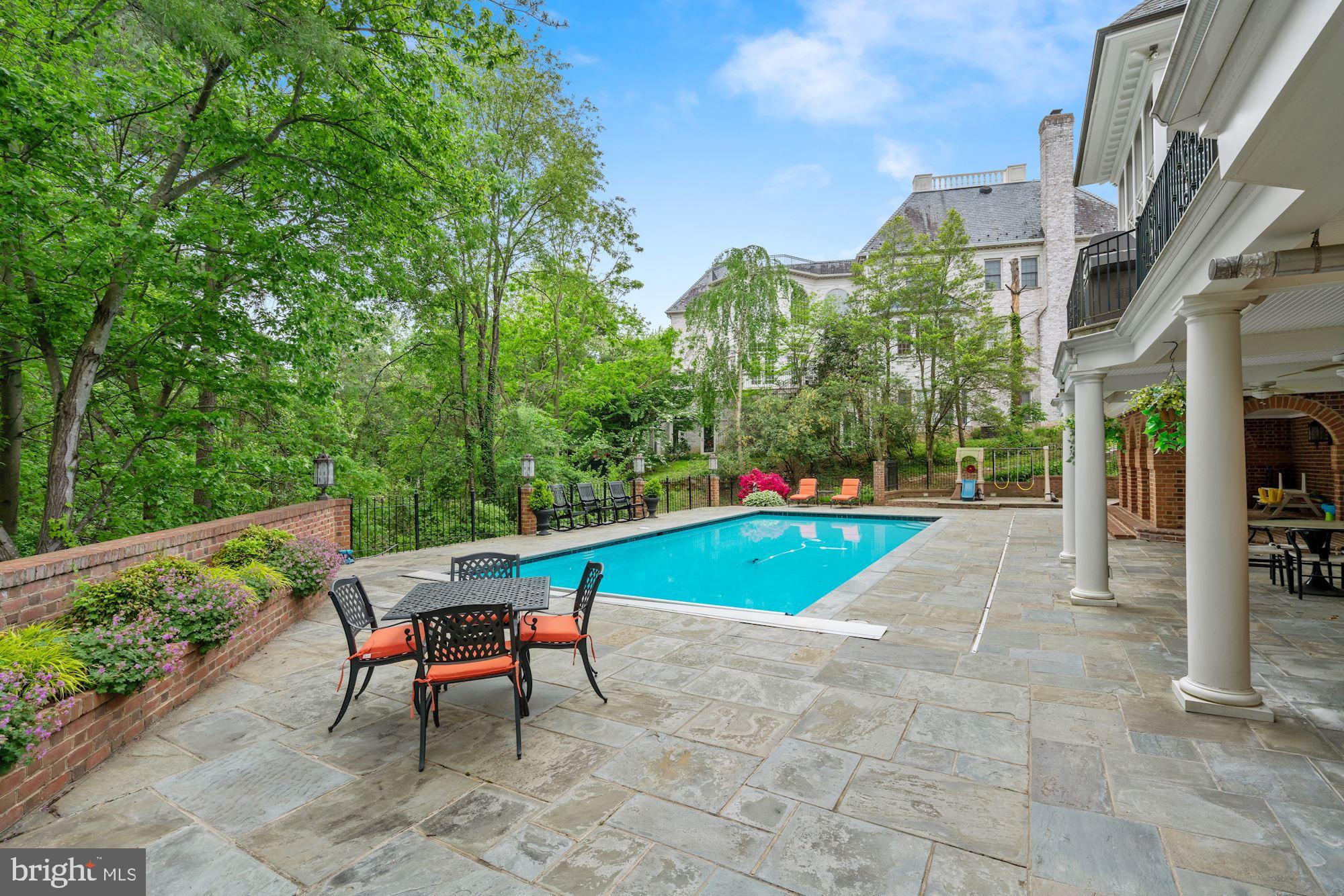 BALLANTRAE FARMS - Residential