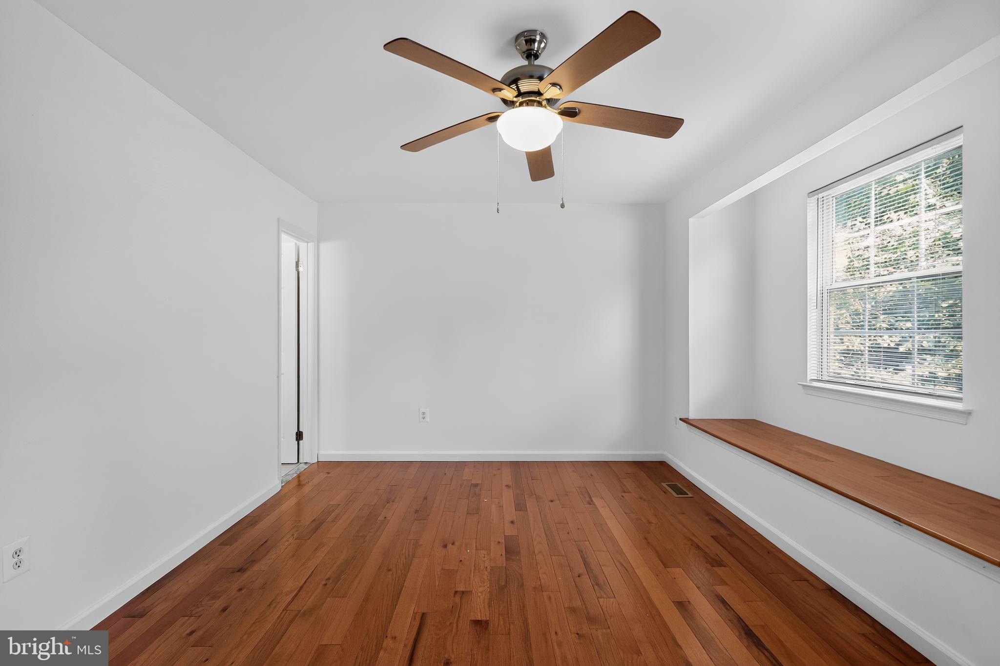 OLDE SENECA WOODS - Residential